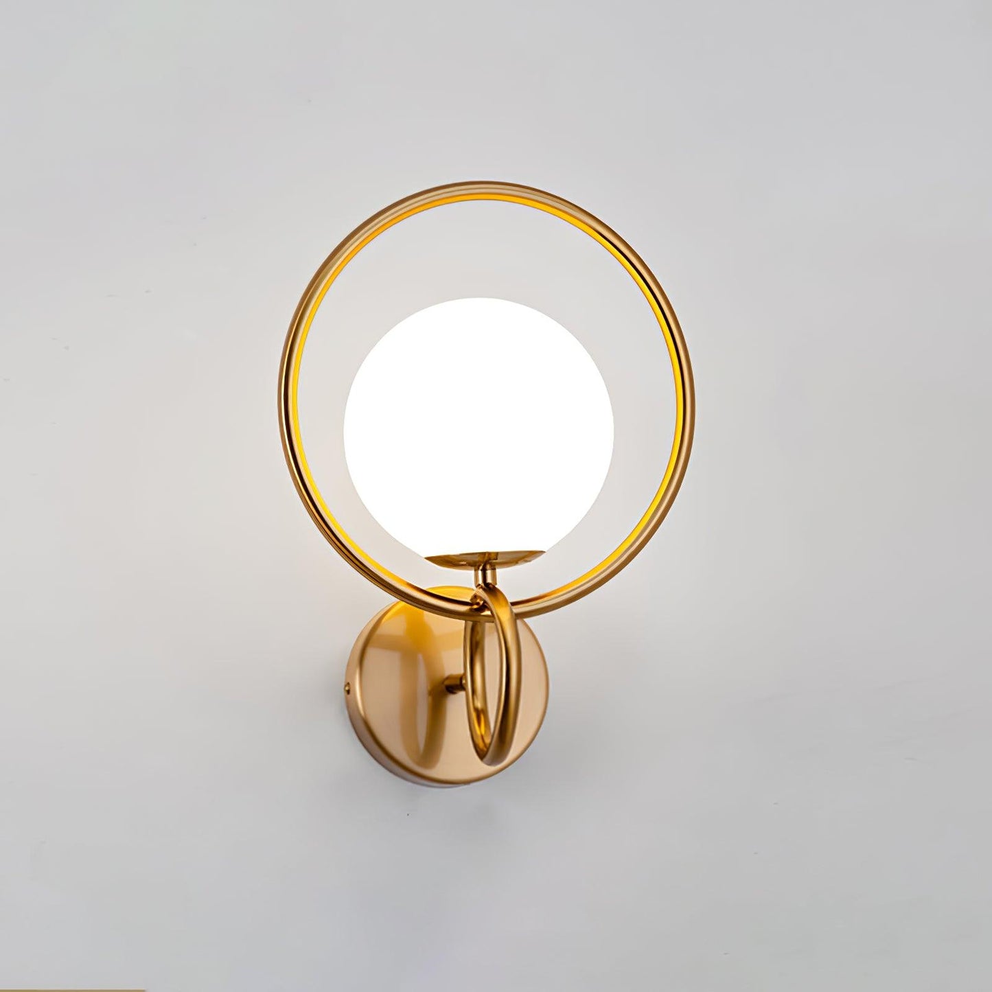 Circle Global Wall Lamp - Elegant Gold Metal LED Light