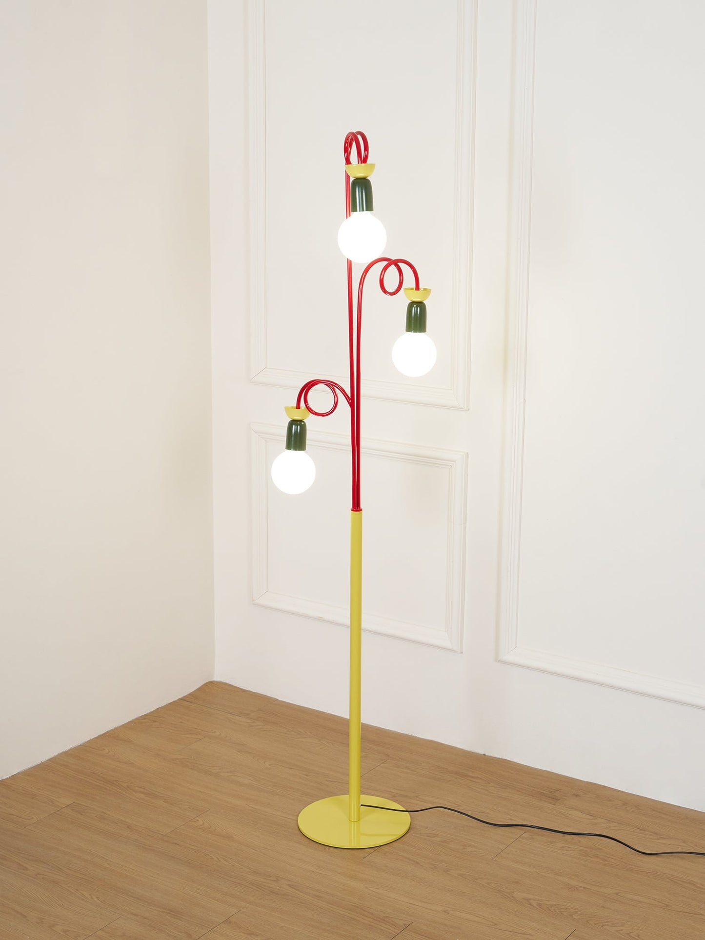 Circulo Play Floor Lamp LED Retro Geometric Design