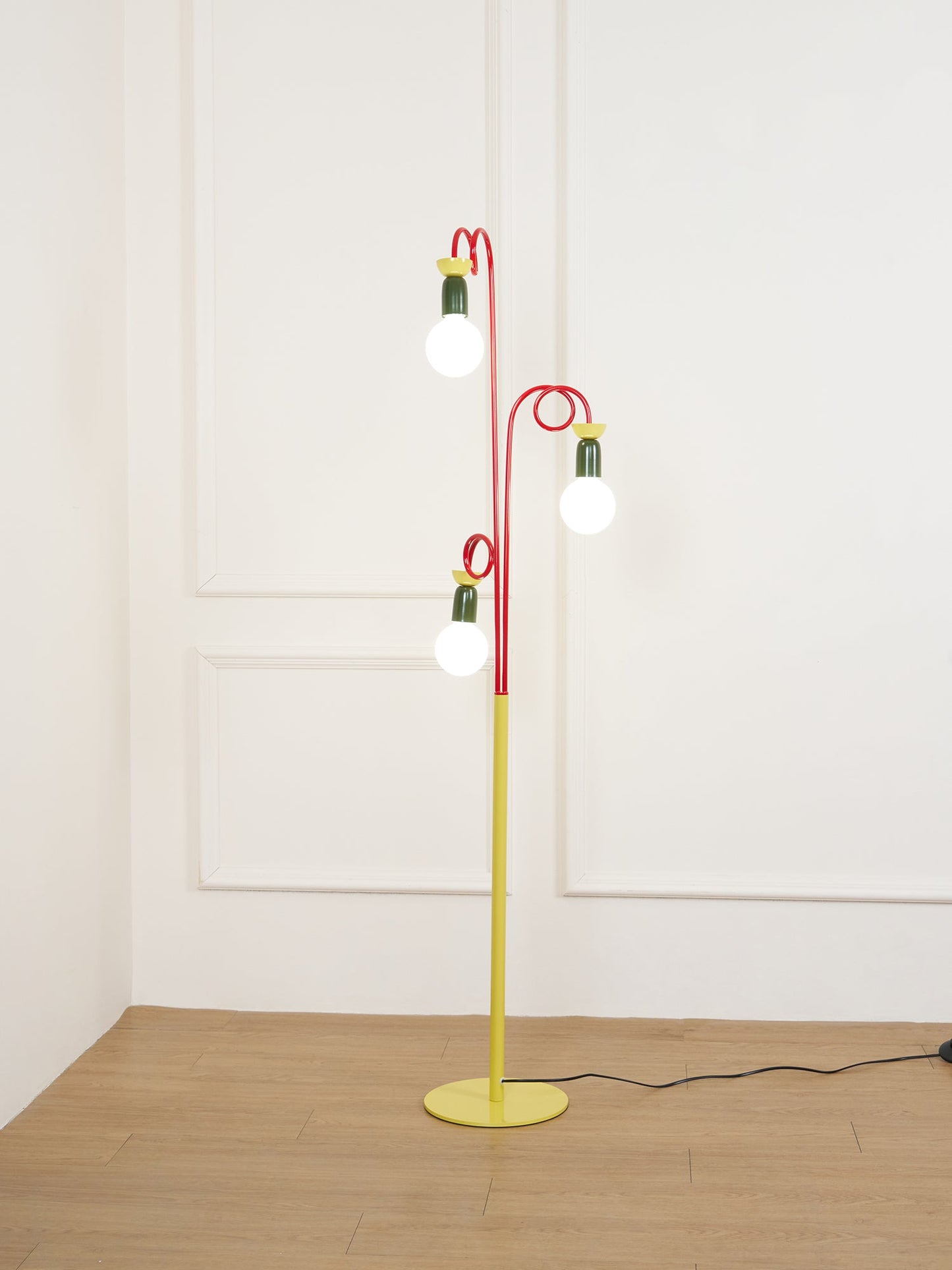 Circulo Play Floor Lamp LED Retro Geometric Design