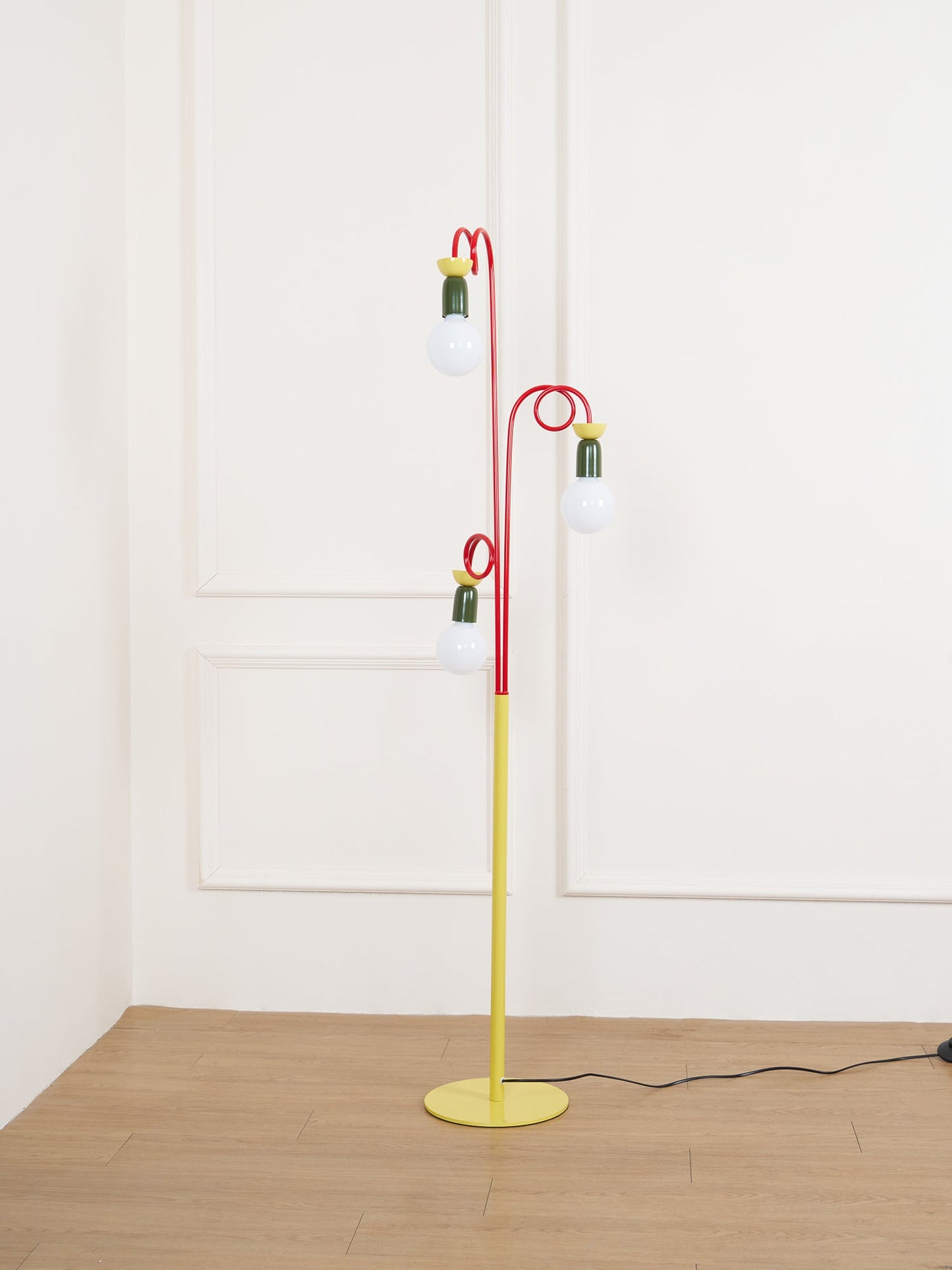 Circulo Play Floor Lamp LED Retro Geometric Design