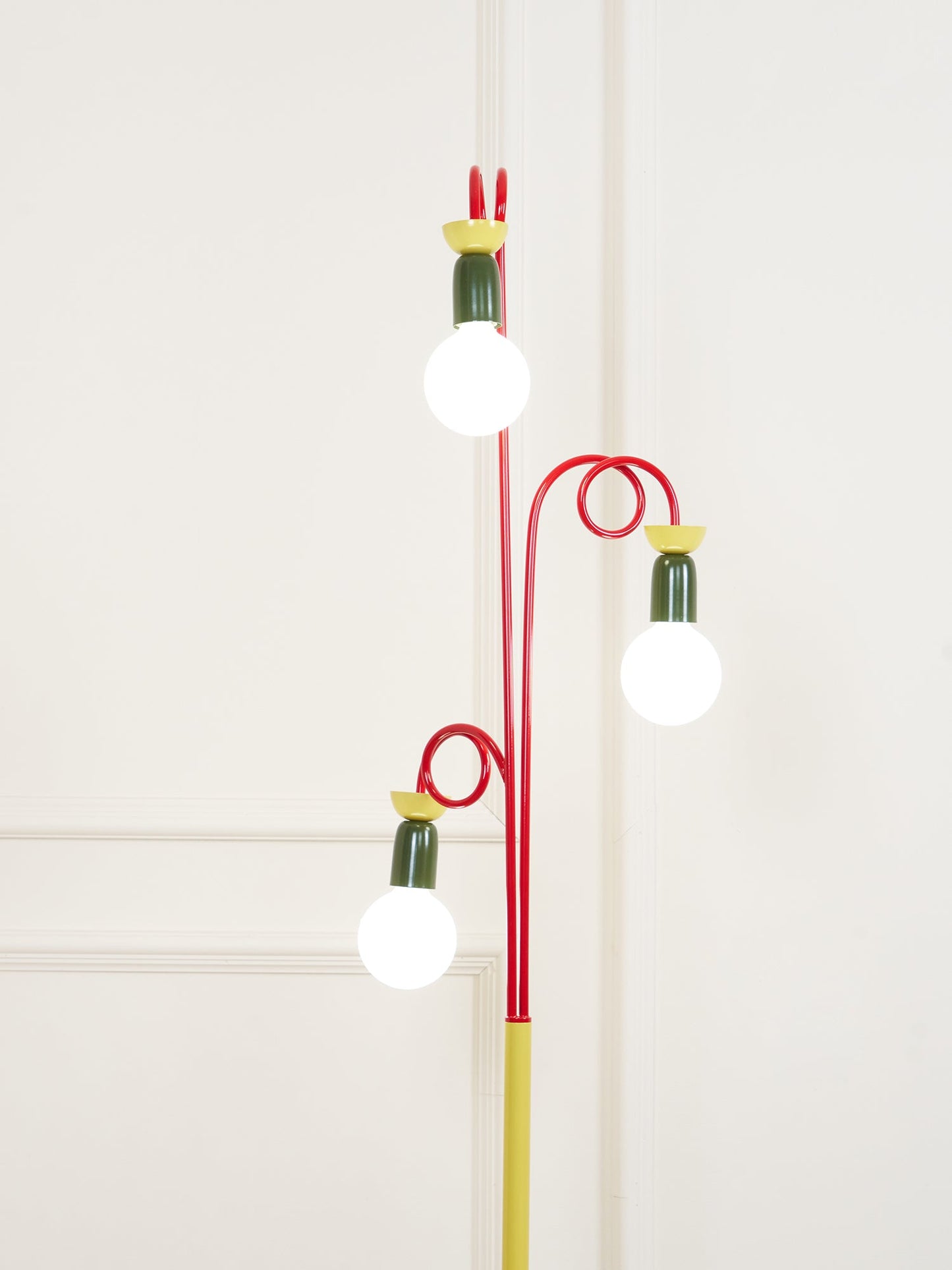 Circulo Play Floor Lamp LED Retro Geometric Design