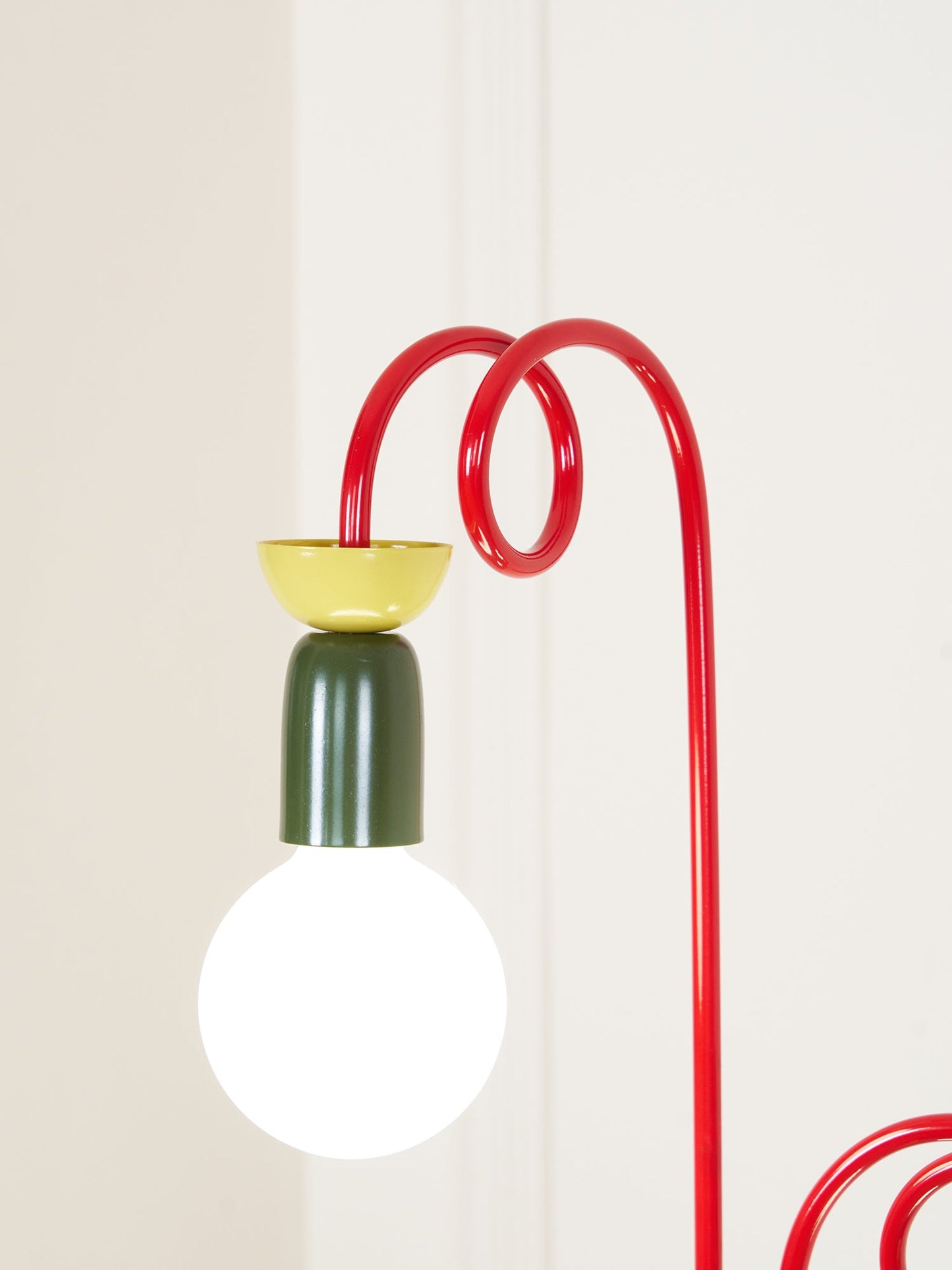 Circulo Play Floor Lamp LED Retro Geometric Design
