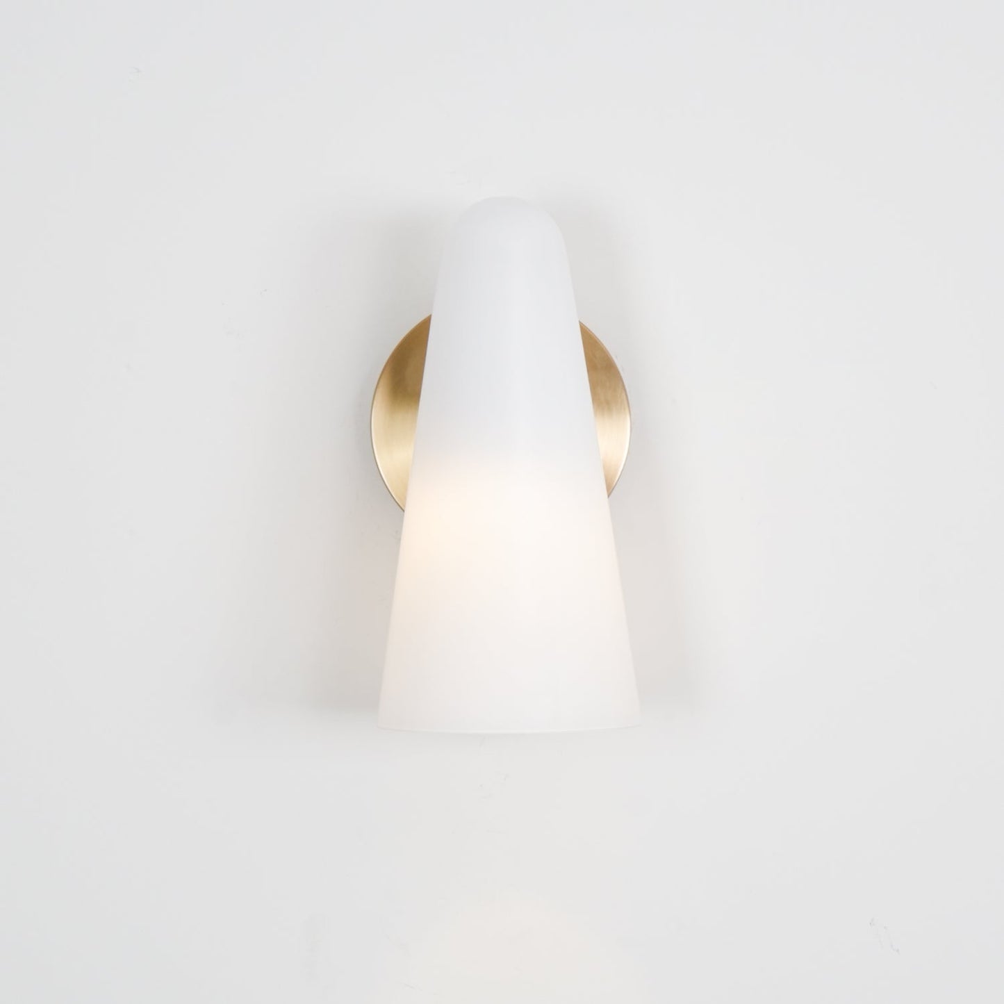 Conical Glass Wall Lamp with Integrated LED and Modern Design
