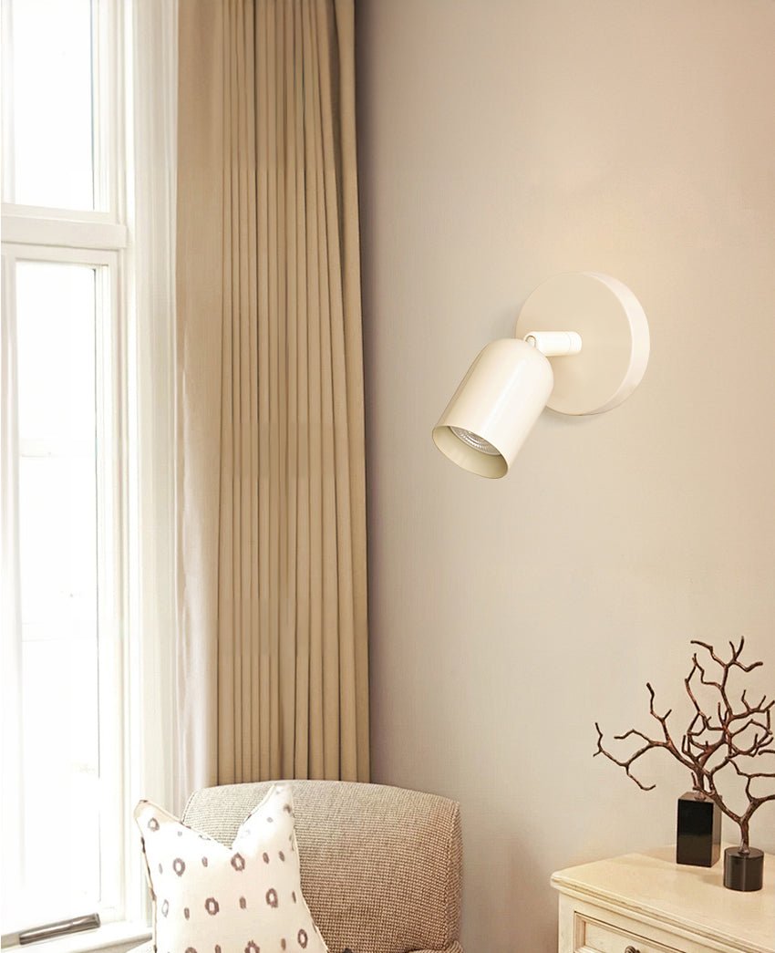 Couleur Adjustable Wall Lamp with LED Light - Modern Design