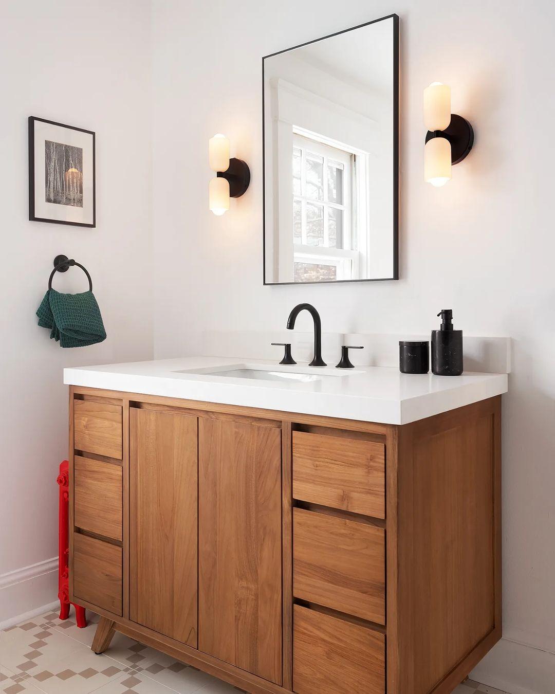 Couleur Double Plug In Wall Lamp - LED Indoor Lighting