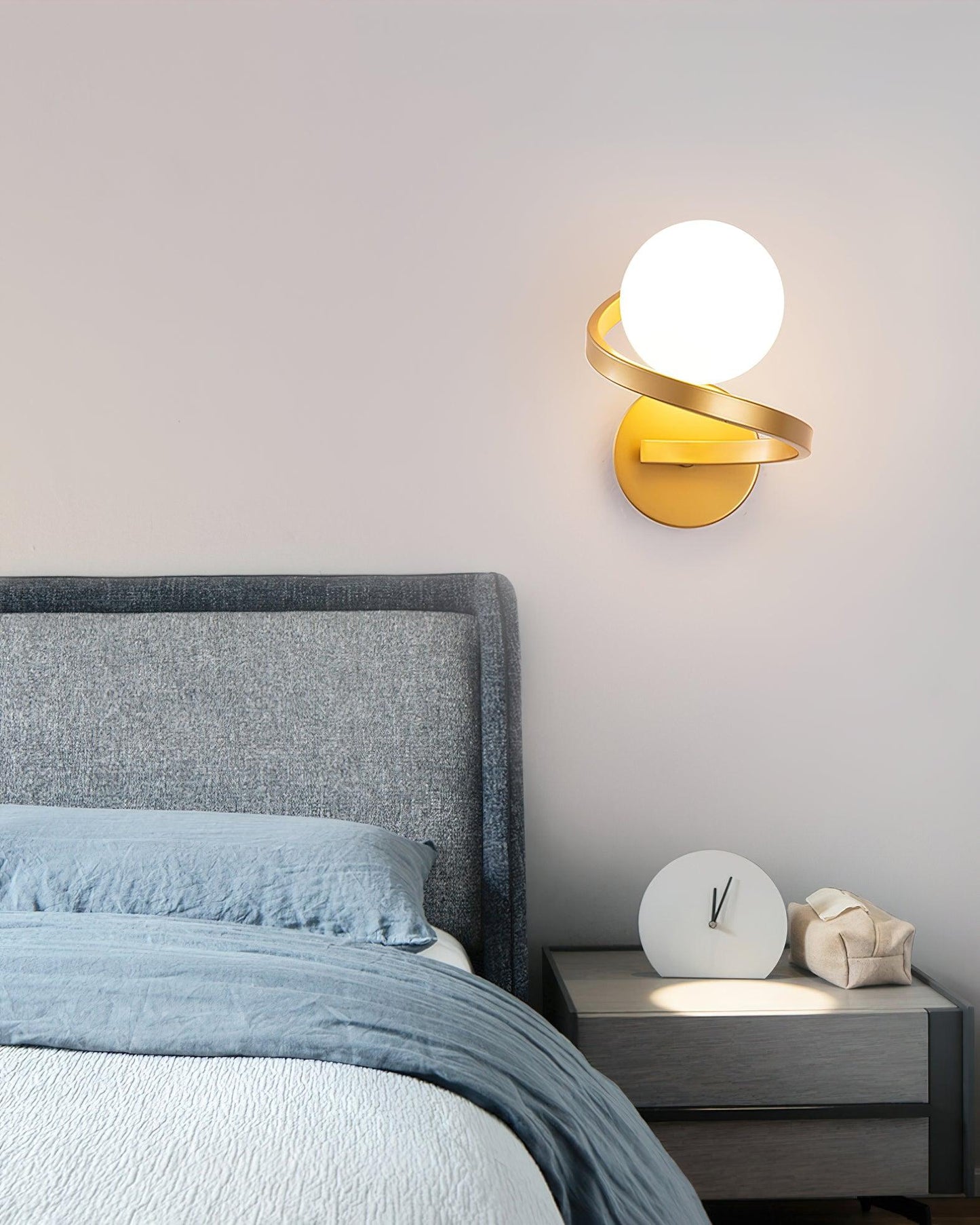 Curved Brass Wall Lamp with LED Light, Indoor Use