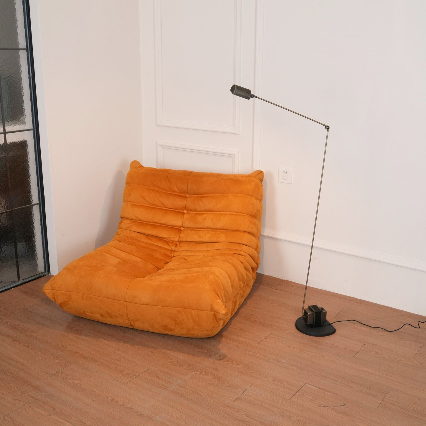 Dynamo Floor Lamp with LED Light and Adjustable Arms