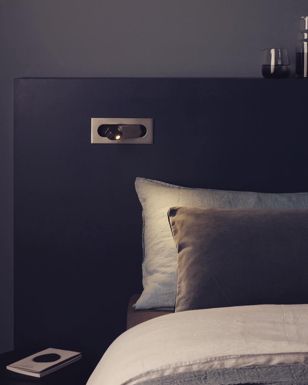 Modern LED Bedside Reading Light with Adjustable Head