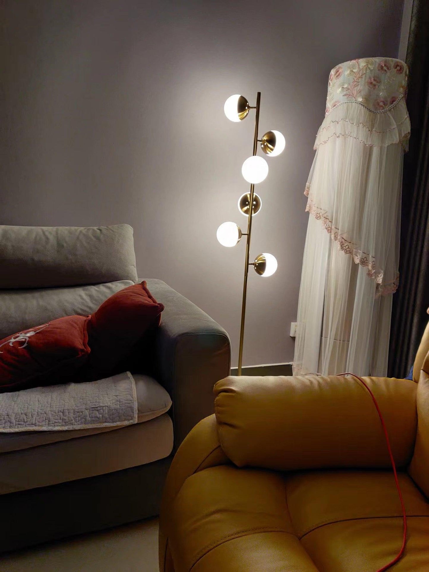 Doppler LED Tree Lamp - Modern Gold Floor Light with Glass Globes