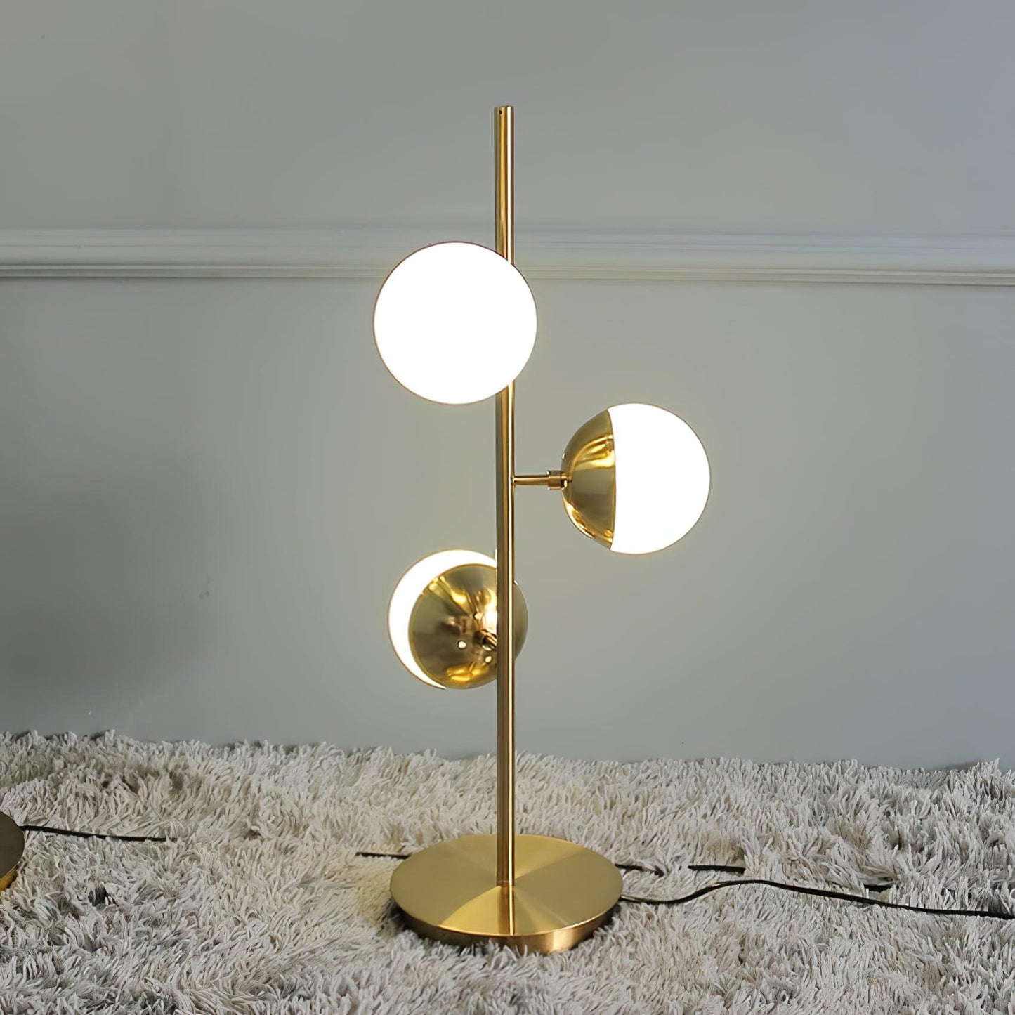 Doppler LED Tree Lamp - Modern Gold Floor Light with Glass Globes