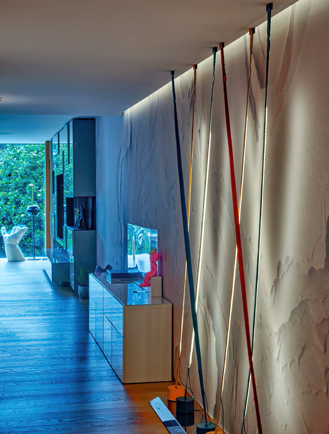 Elastica Arbitrary Floor Lamp with Adjustable LED Light