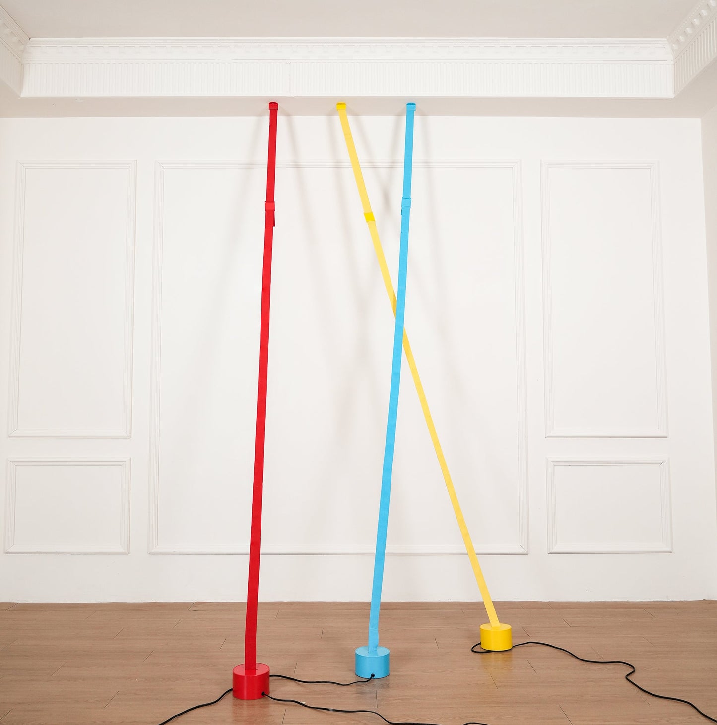 Elastica Arbitrary Floor Lamp with Adjustable LED Light