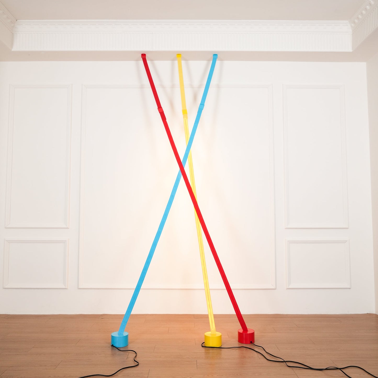 Elastica Arbitrary Floor Lamp with Adjustable LED Light