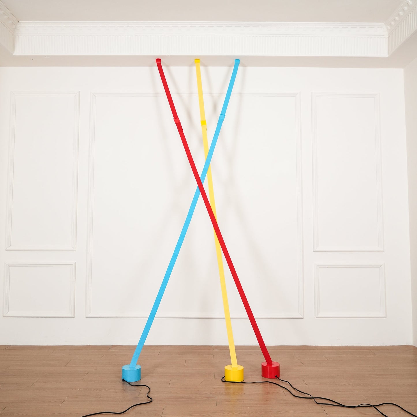 Elastica Arbitrary Floor Lamp with Adjustable LED Light