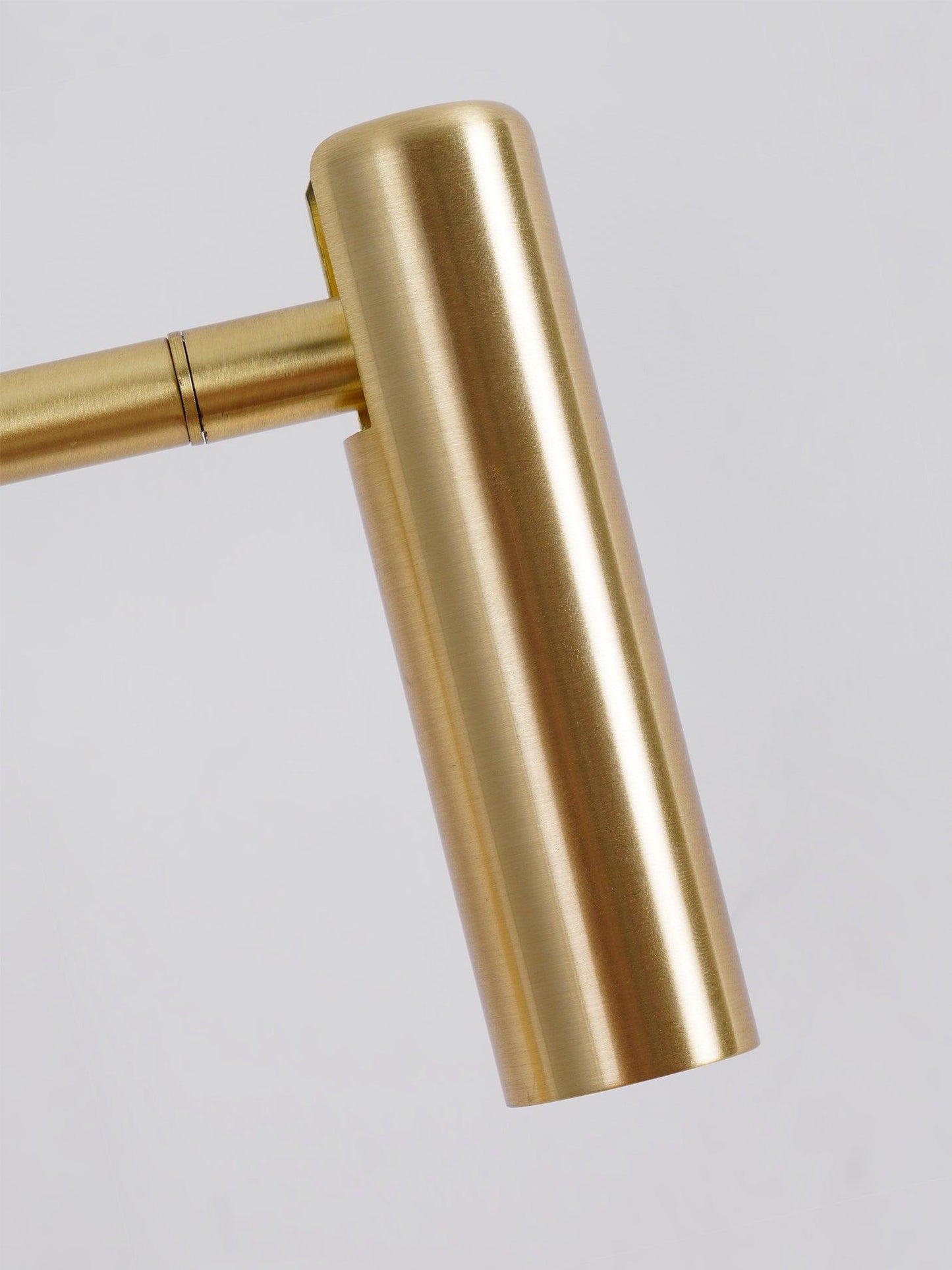 Minimalist Disc LED Wall Sconce - Modern Indoor Lighting