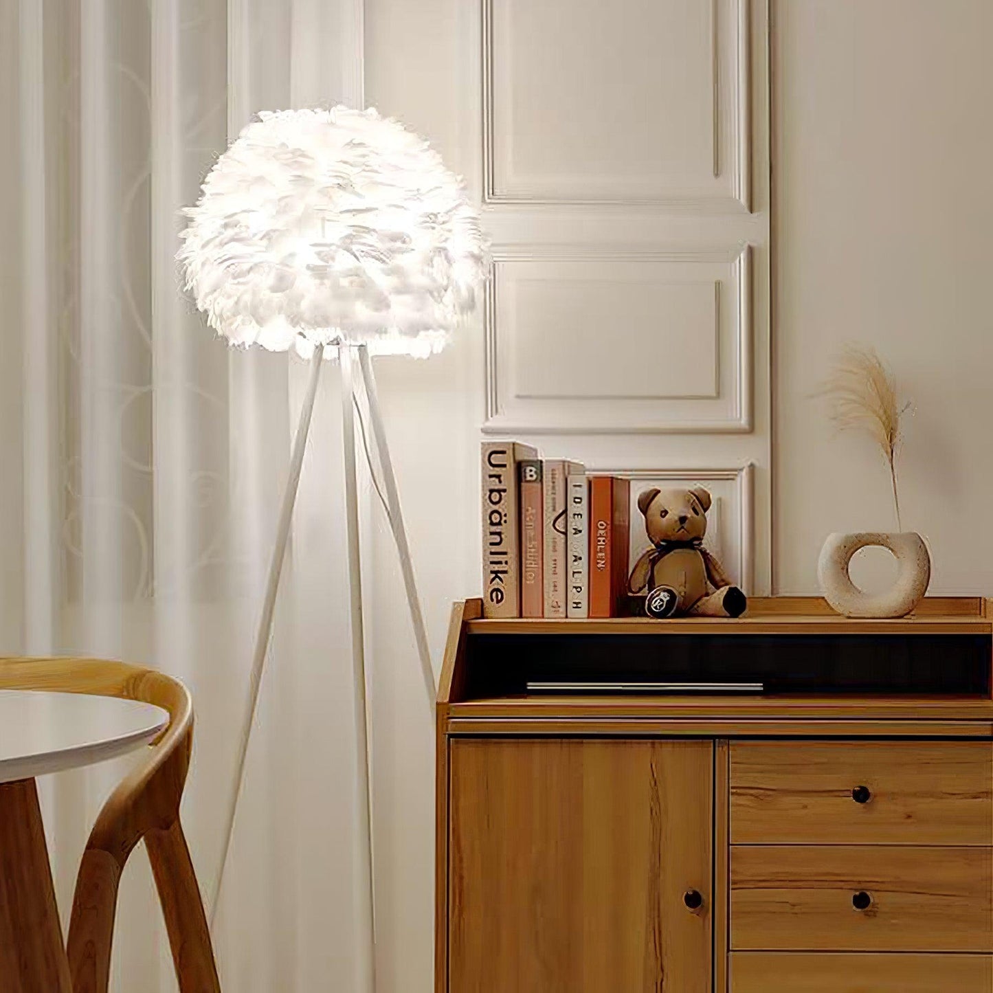 Eos Feather Floor Lamp - Elegant LED Lighting for Home