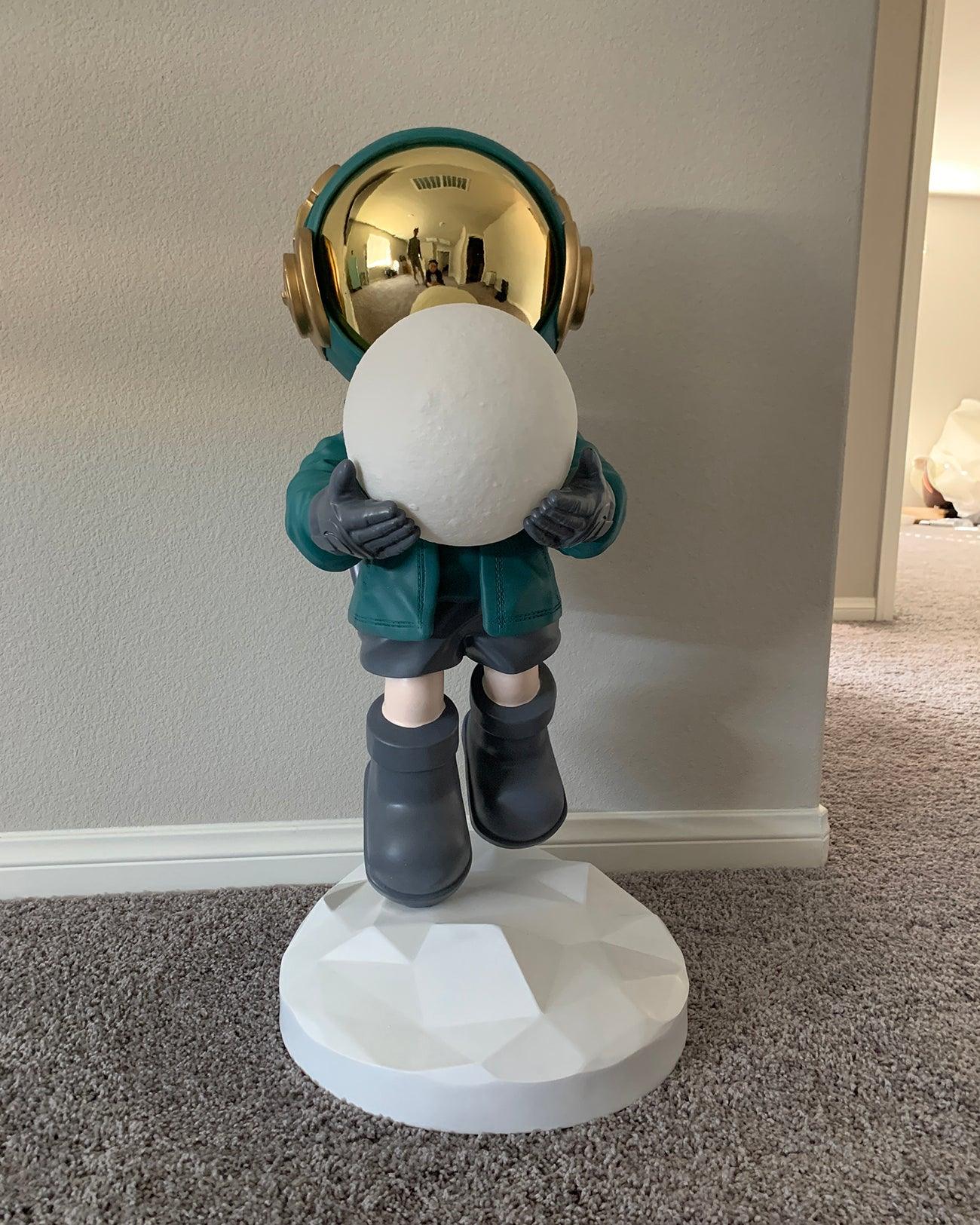 Fantasy Astronaut Floor Light with LED Color Changing