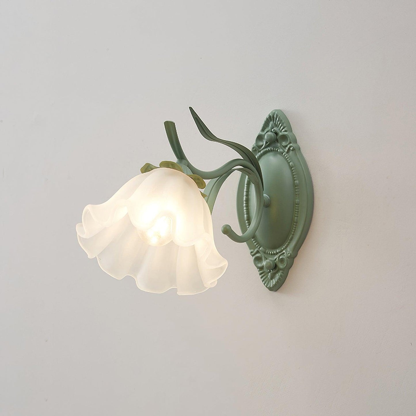 Flared Wall Light Sconce - Elegant Floral LED Design
