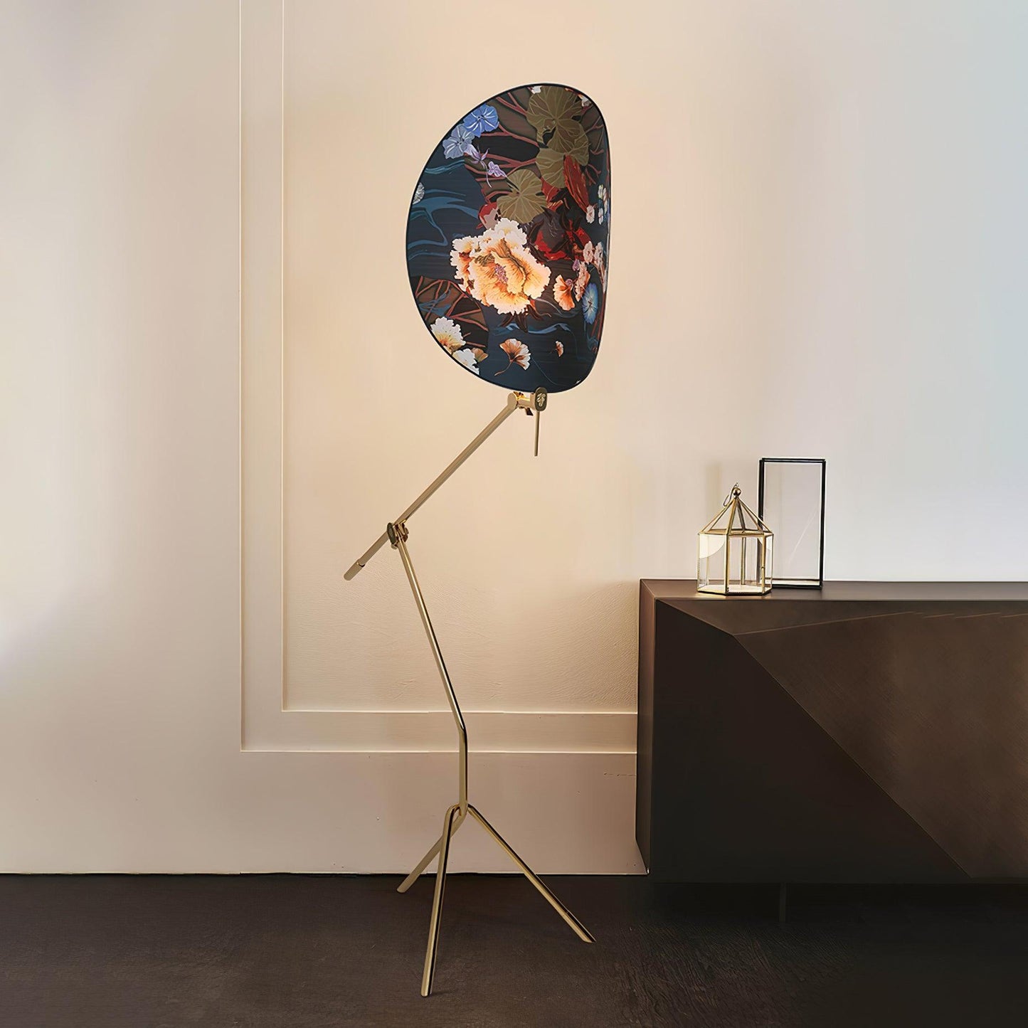 Floral Nocturne Floor Lamp – LED Brass Indoor Light