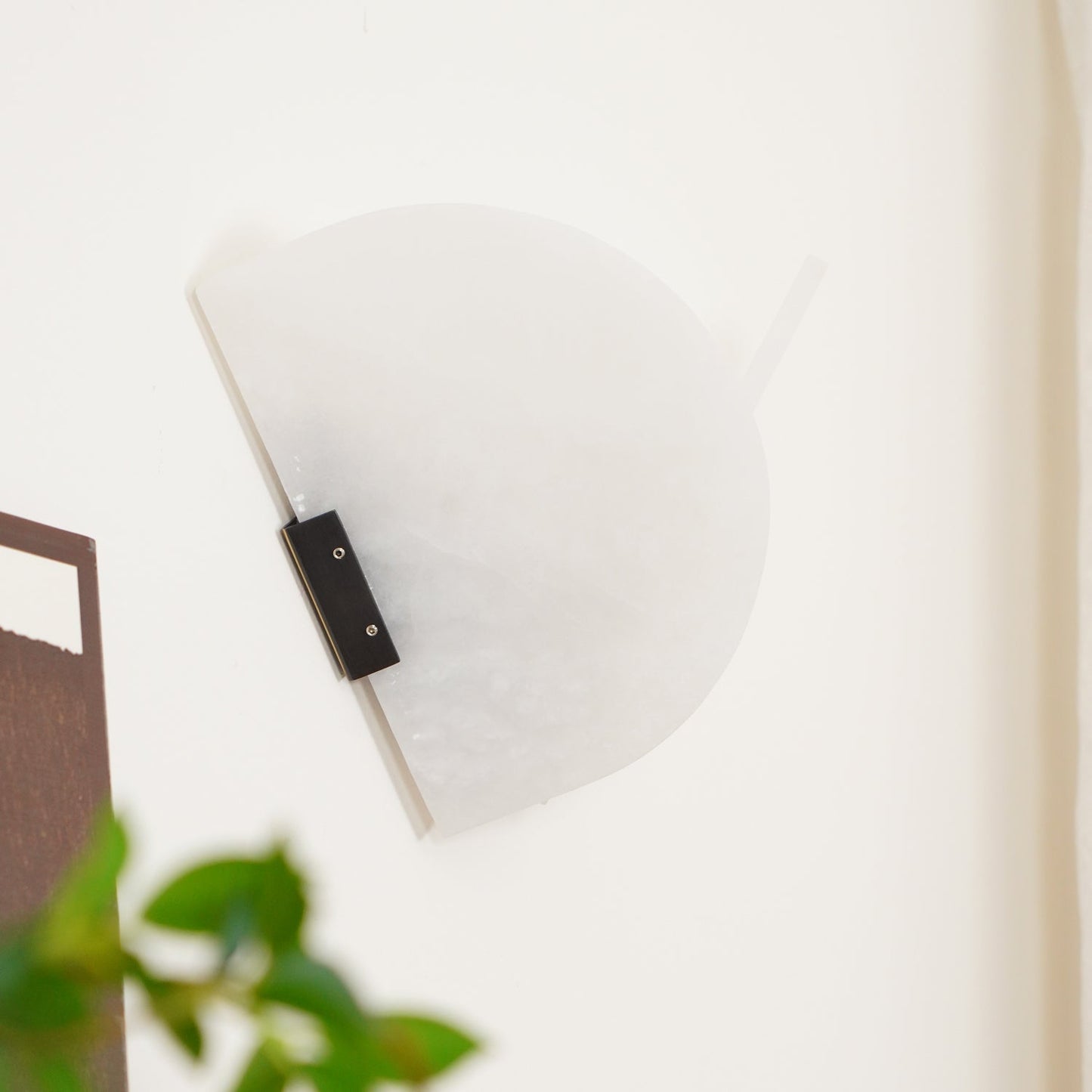 Fly Gaby Wall Lamp - Contemporary LED Alabaster Design
