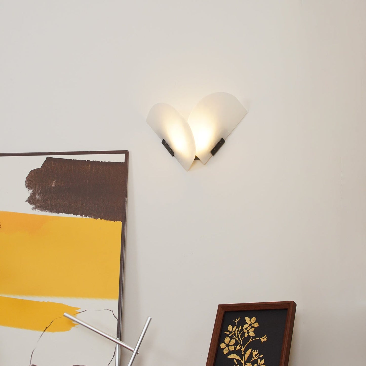 Fly Gaby Wall Lamp - Contemporary LED Alabaster Design
