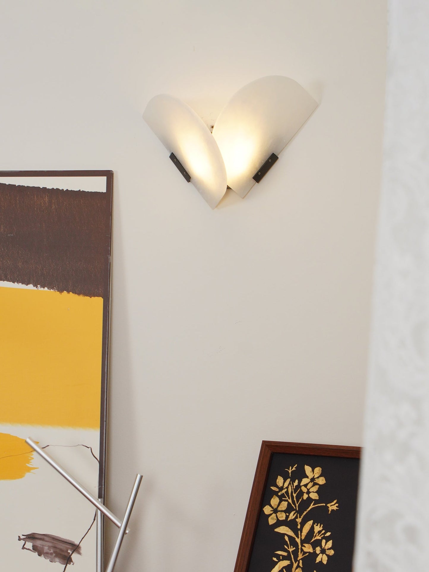 Fly Gaby Wall Lamp - Contemporary LED Alabaster Design