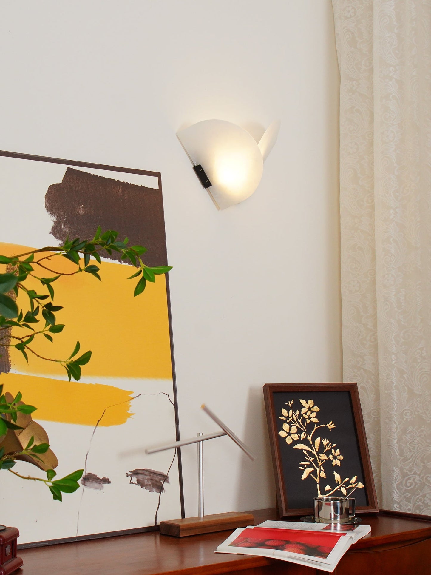 Fly Gaby Wall Lamp - Contemporary LED Alabaster Design