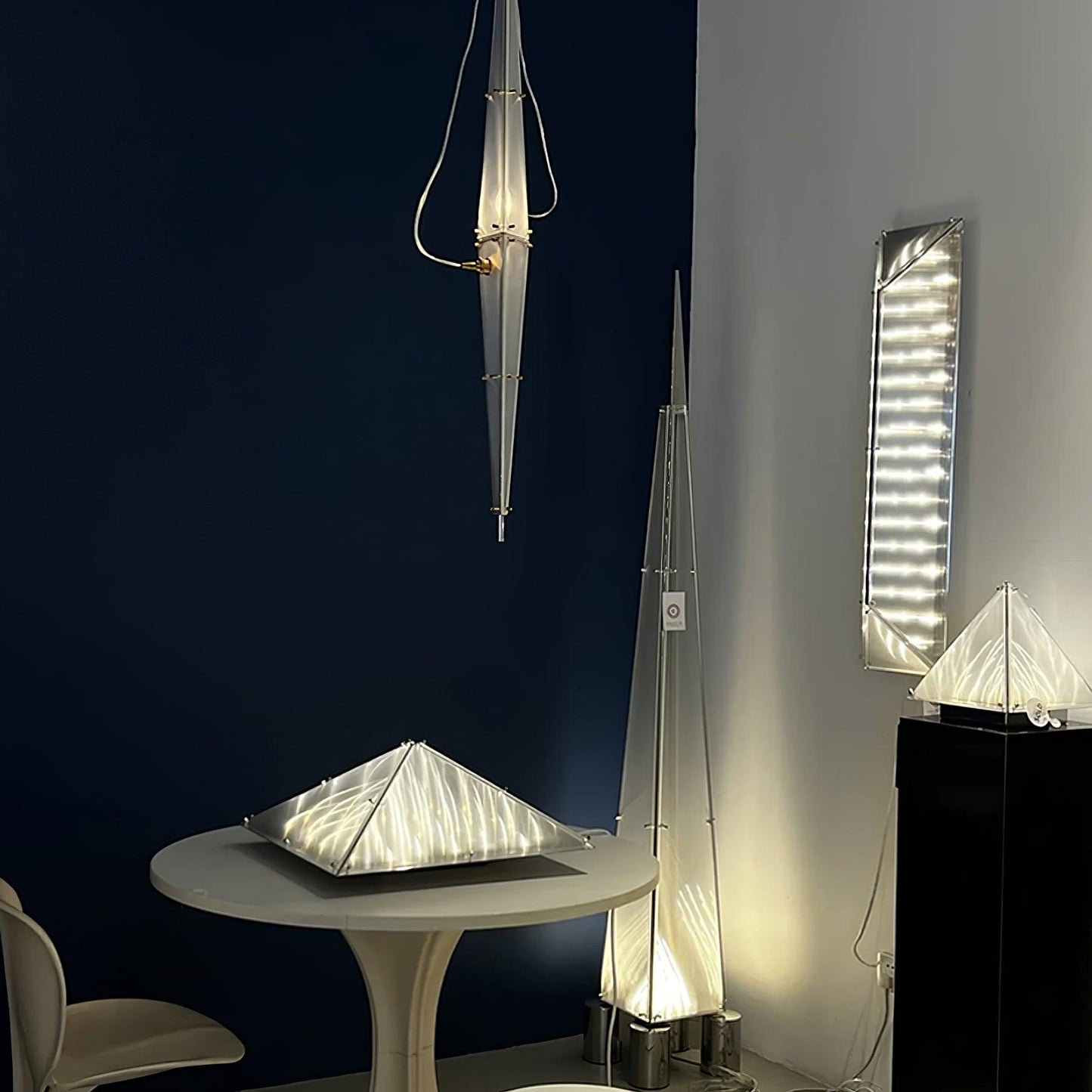 Fragment Wall Lamp with Patterned Glass, LED Lighting