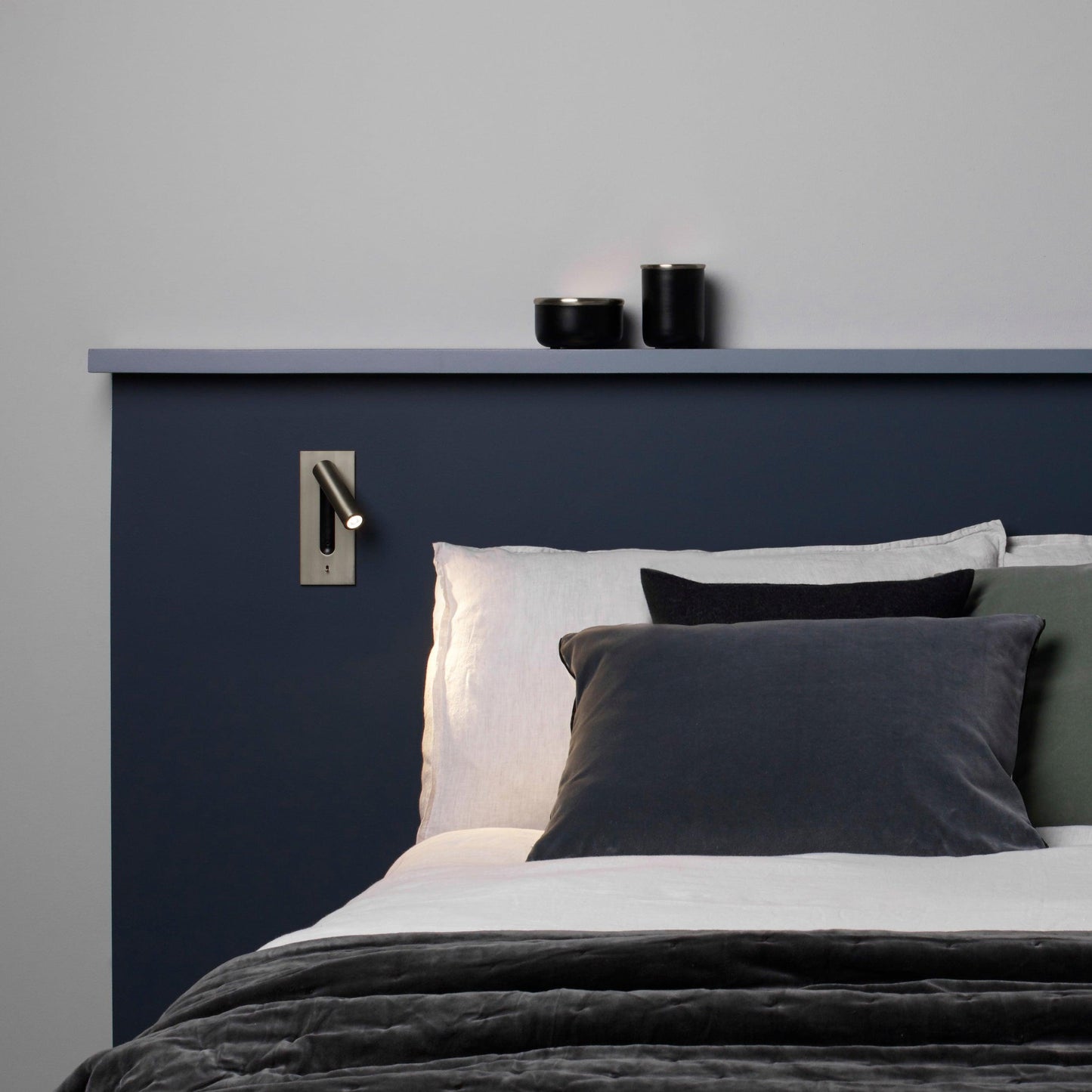 Folded Back Bedside Wall Lamp with LED Light and Switch