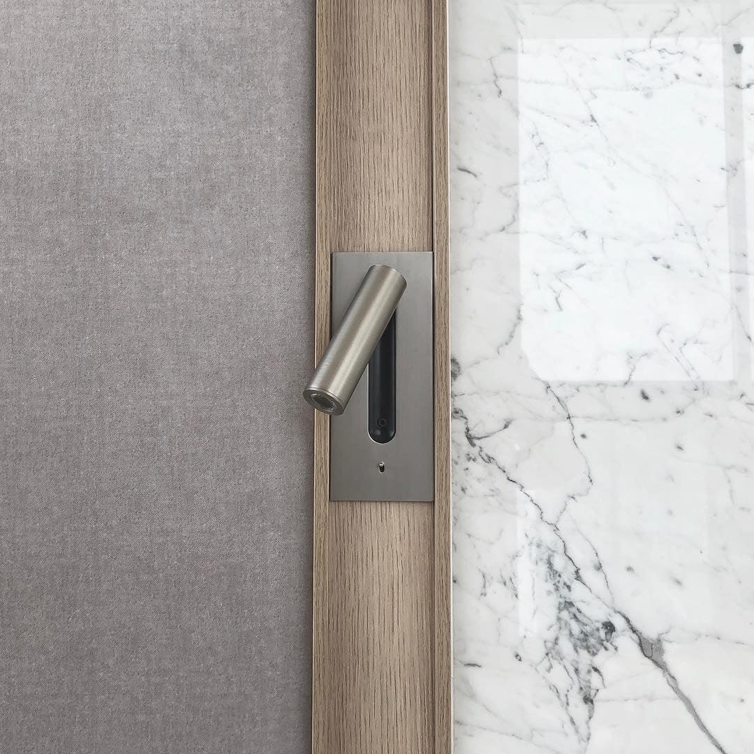Folded Back Bedside Wall Lamp with LED Light and Switch