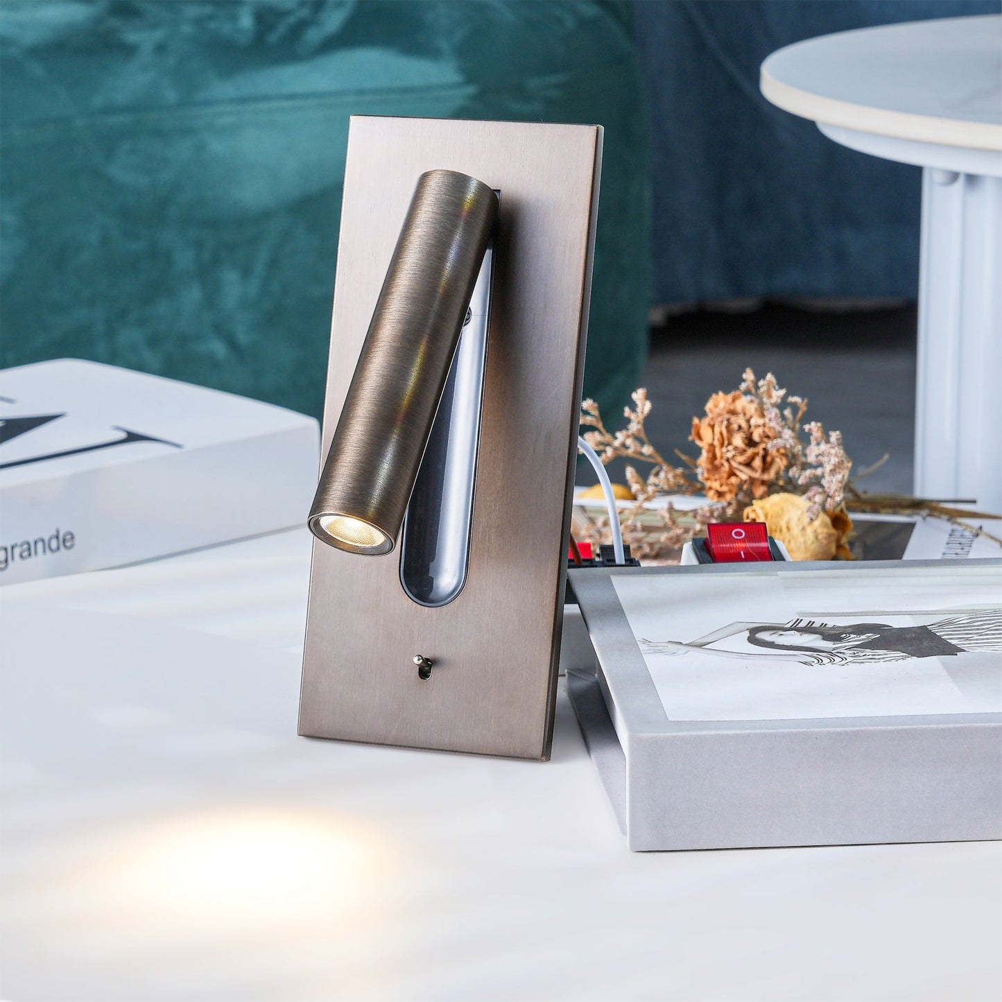 Folded Back Bedside Wall Lamp with LED Light and Switch
