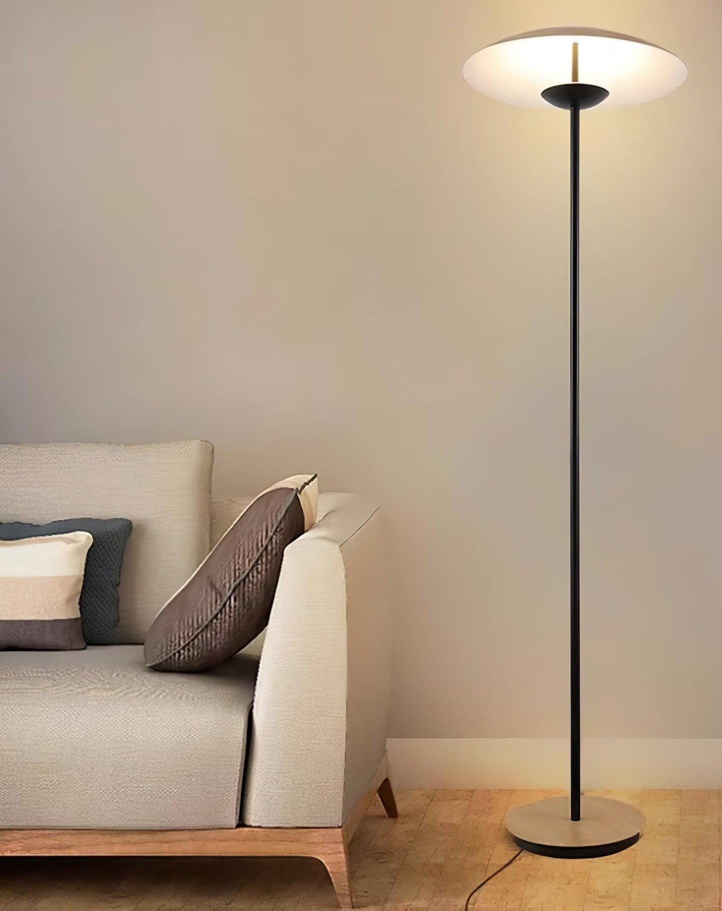 Innovative Directional Floor Lamp with Adjustable LED Light
