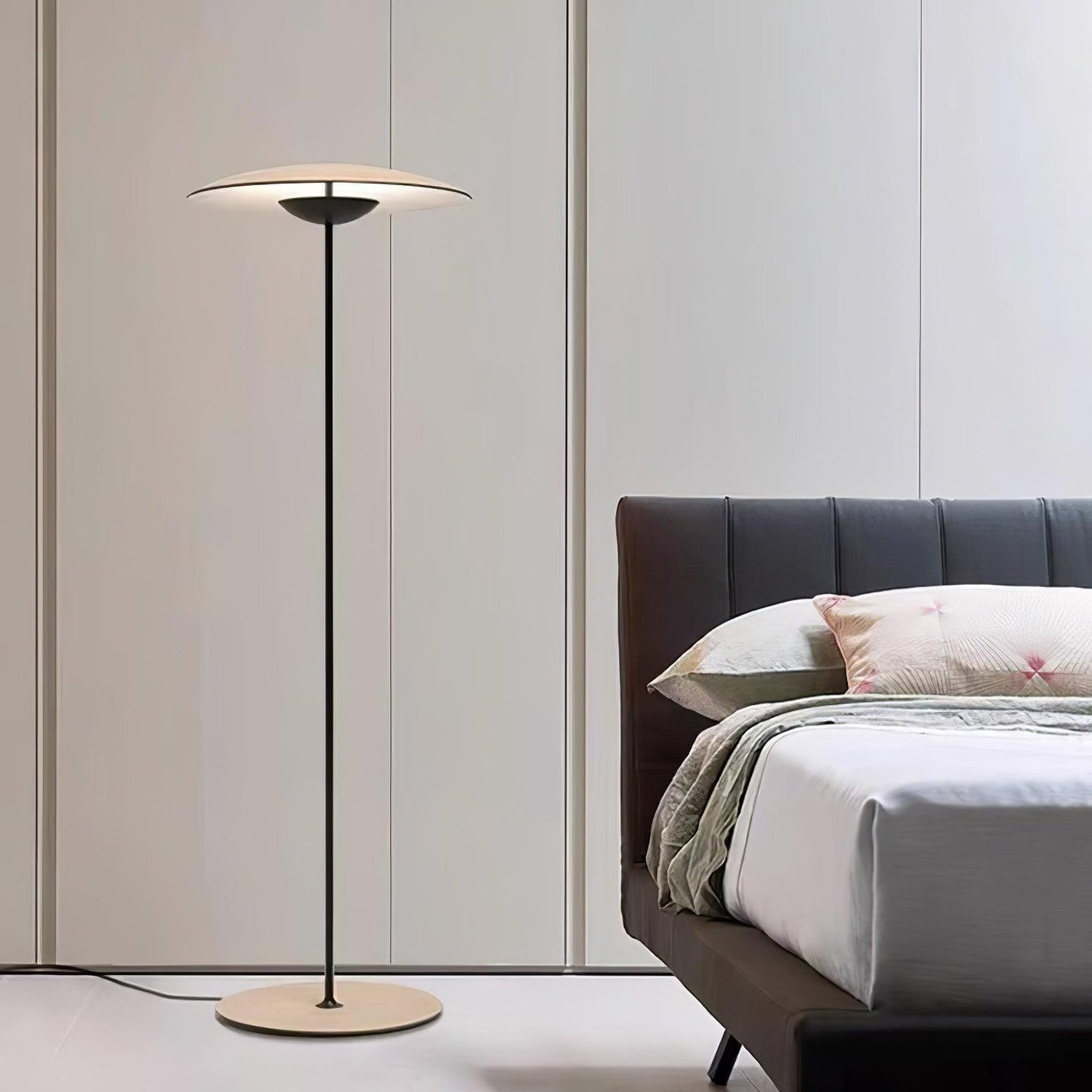 Innovative Directional Floor Lamp with Adjustable LED Light