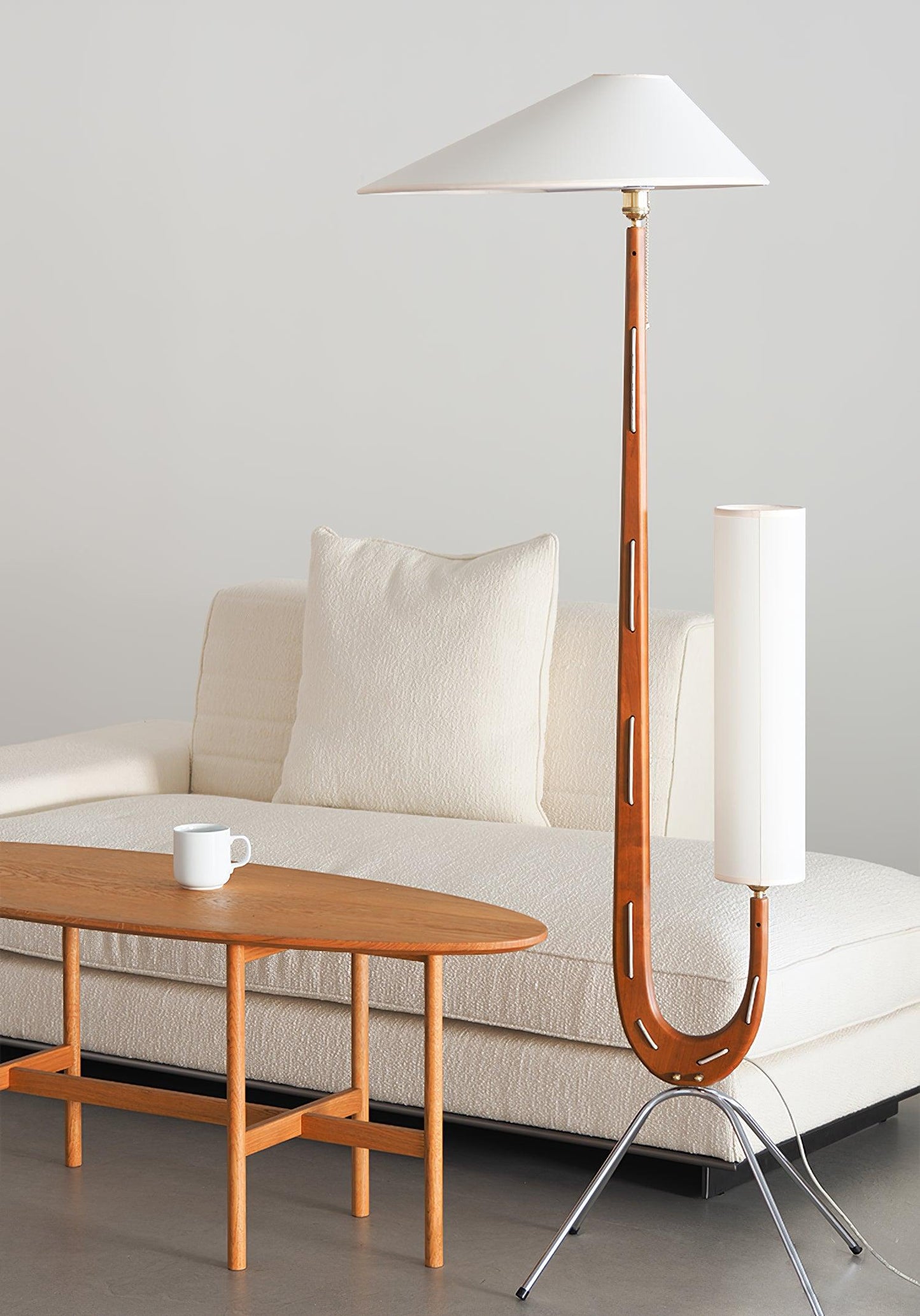 Giraffe Floor Lamp with LED Light - Mid Century Design