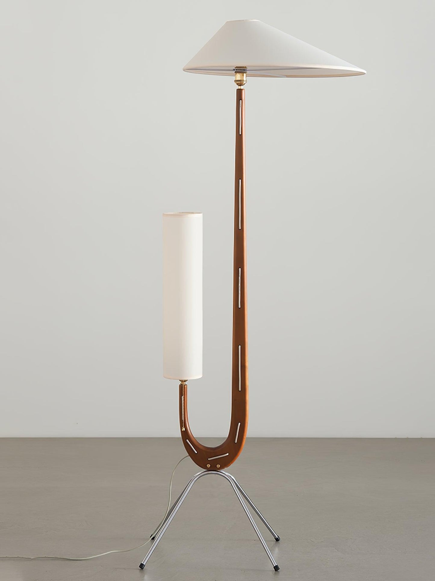 Giraffe Floor Lamp with LED Light - Mid Century Design