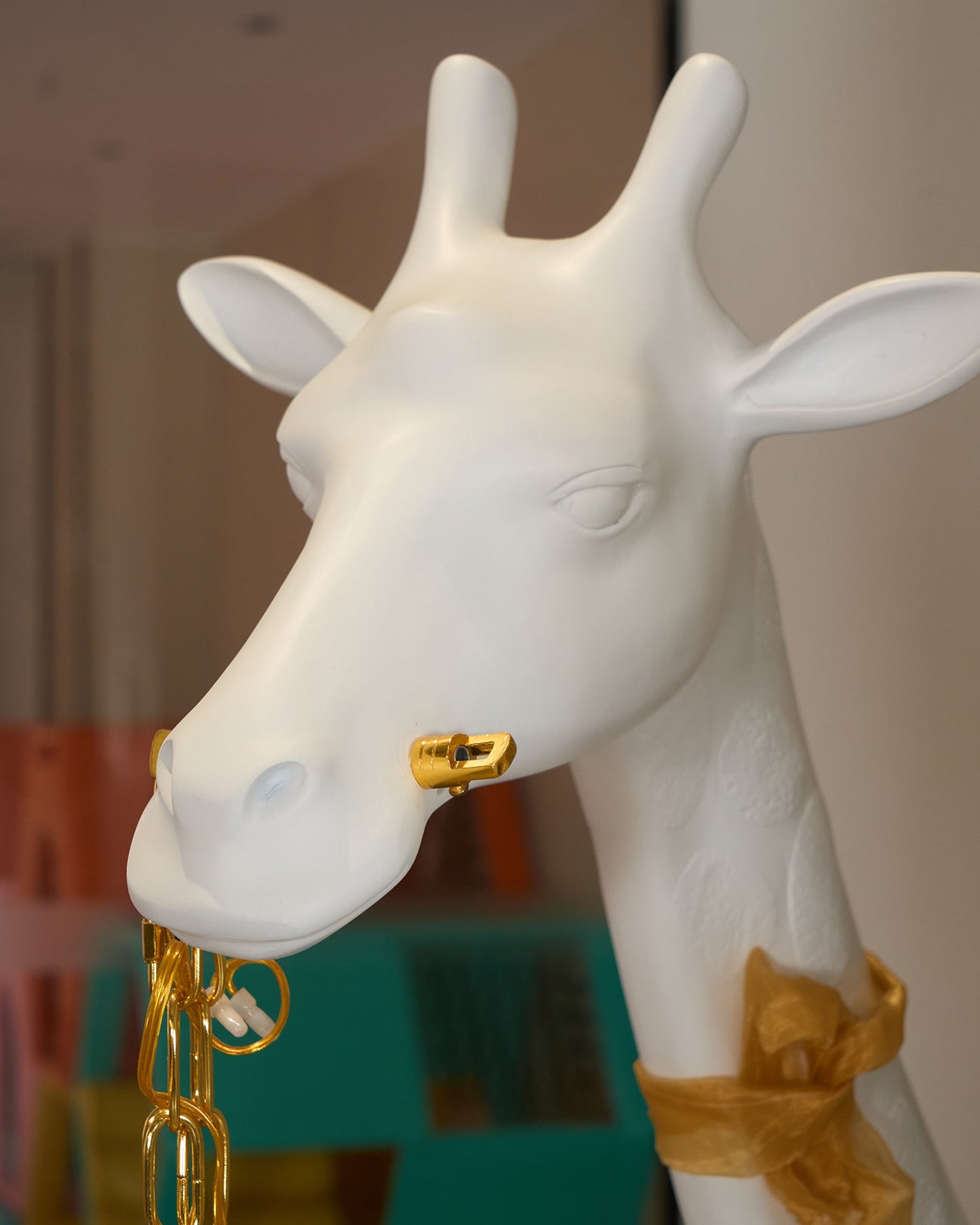 Giraffe Sculpture Floor Lamp with Crystal Chandelier Light