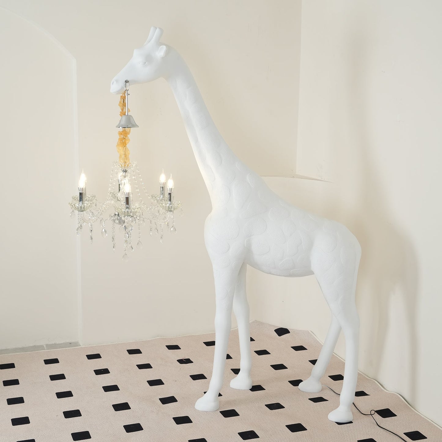 Giraffe Sculpture Floor Lamp with Crystal Chandelier Light