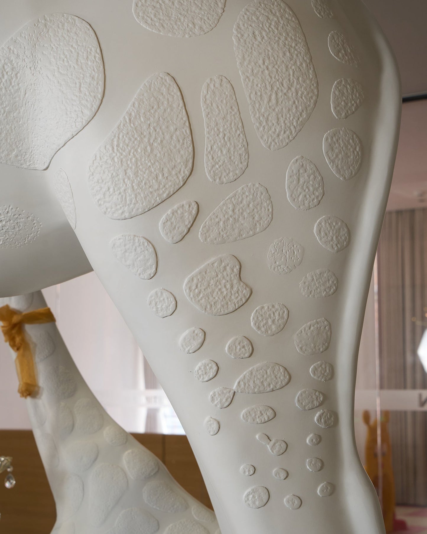 Giraffe Sculpture Floor Lamp with Crystal Chandelier Light