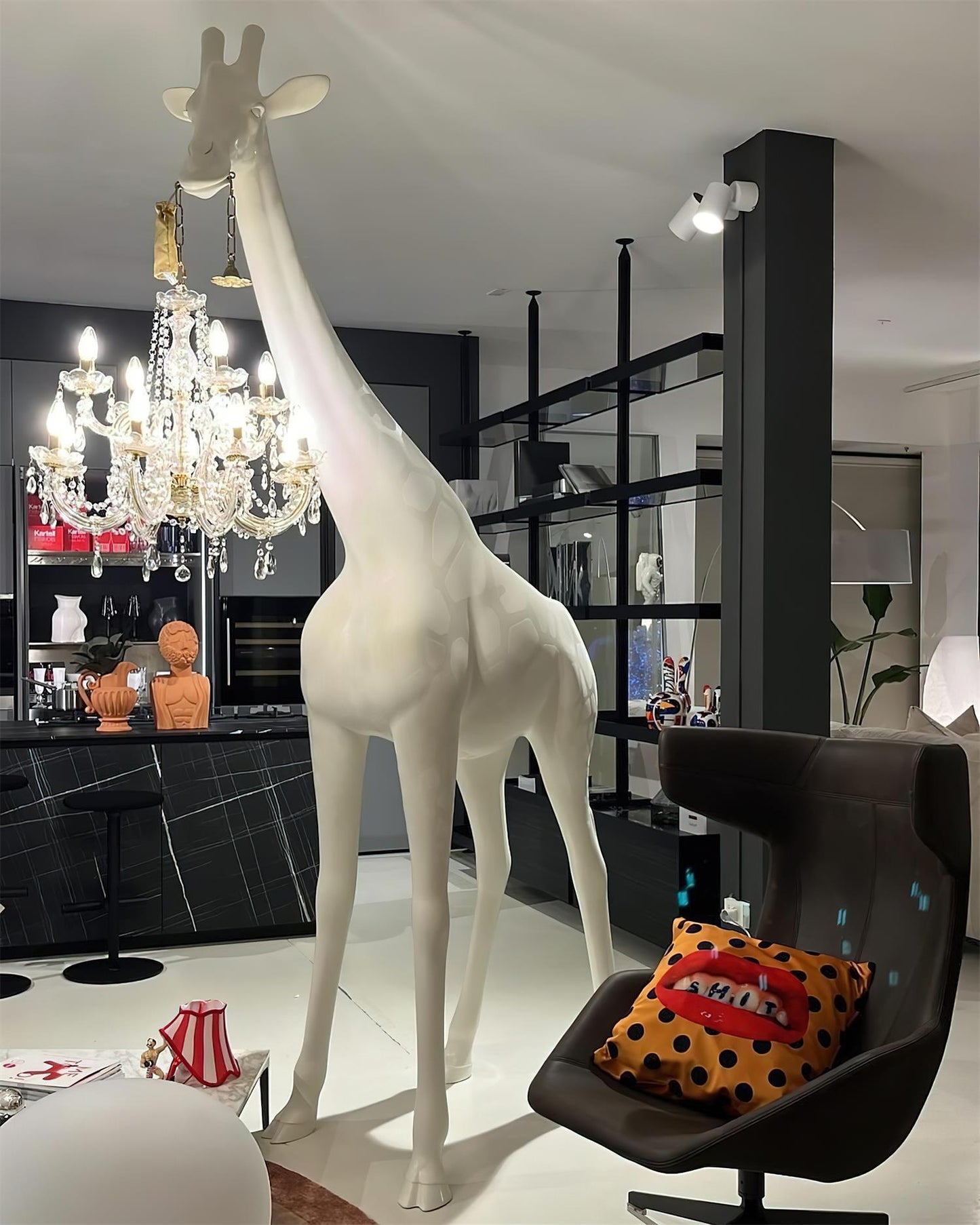 Giraffe Sculpture Floor Lamp with Crystal Chandelier Light