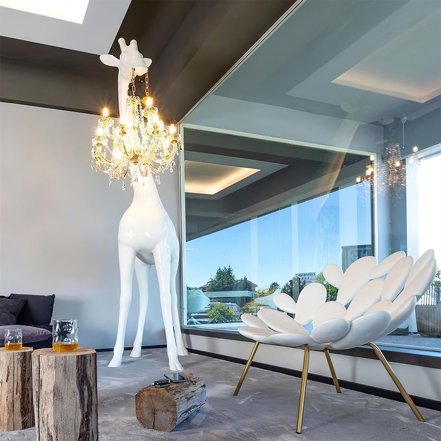Giraffe Sculpture Floor Lamp with Crystal Chandelier Light