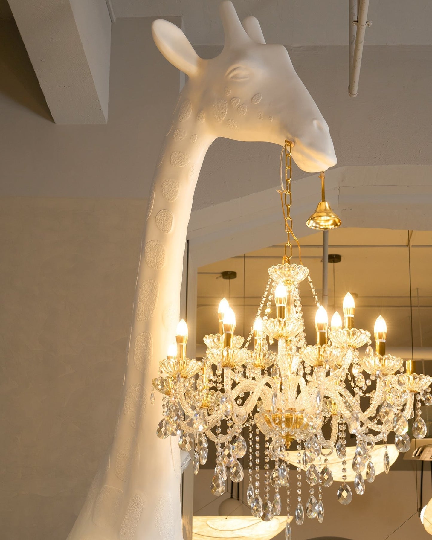 Giraffe Sculpture Floor Lamp with Crystal Chandelier Light