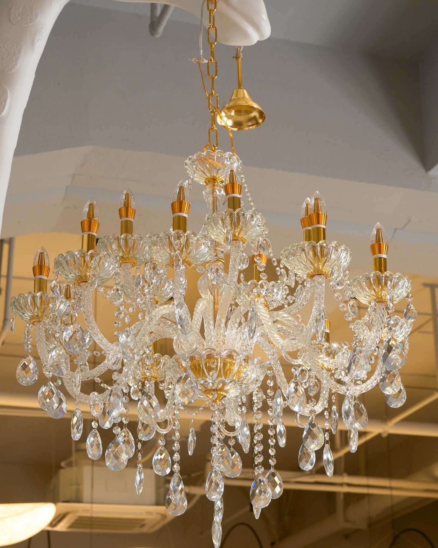 Giraffe Sculpture Floor Lamp with Crystal Chandelier Light