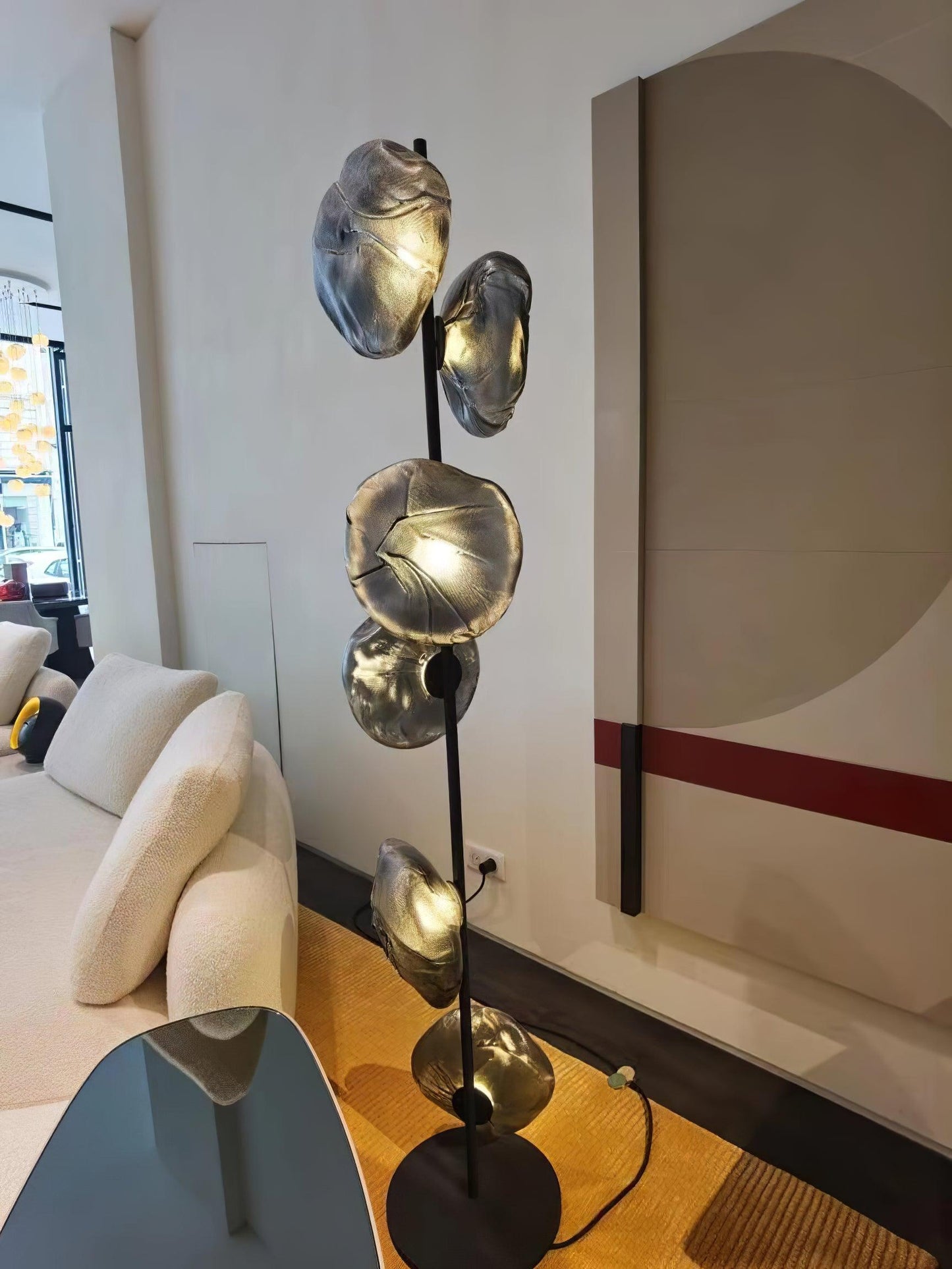 Glass Mesh Petals Floor Lamp with LED Shades - Stylish Design