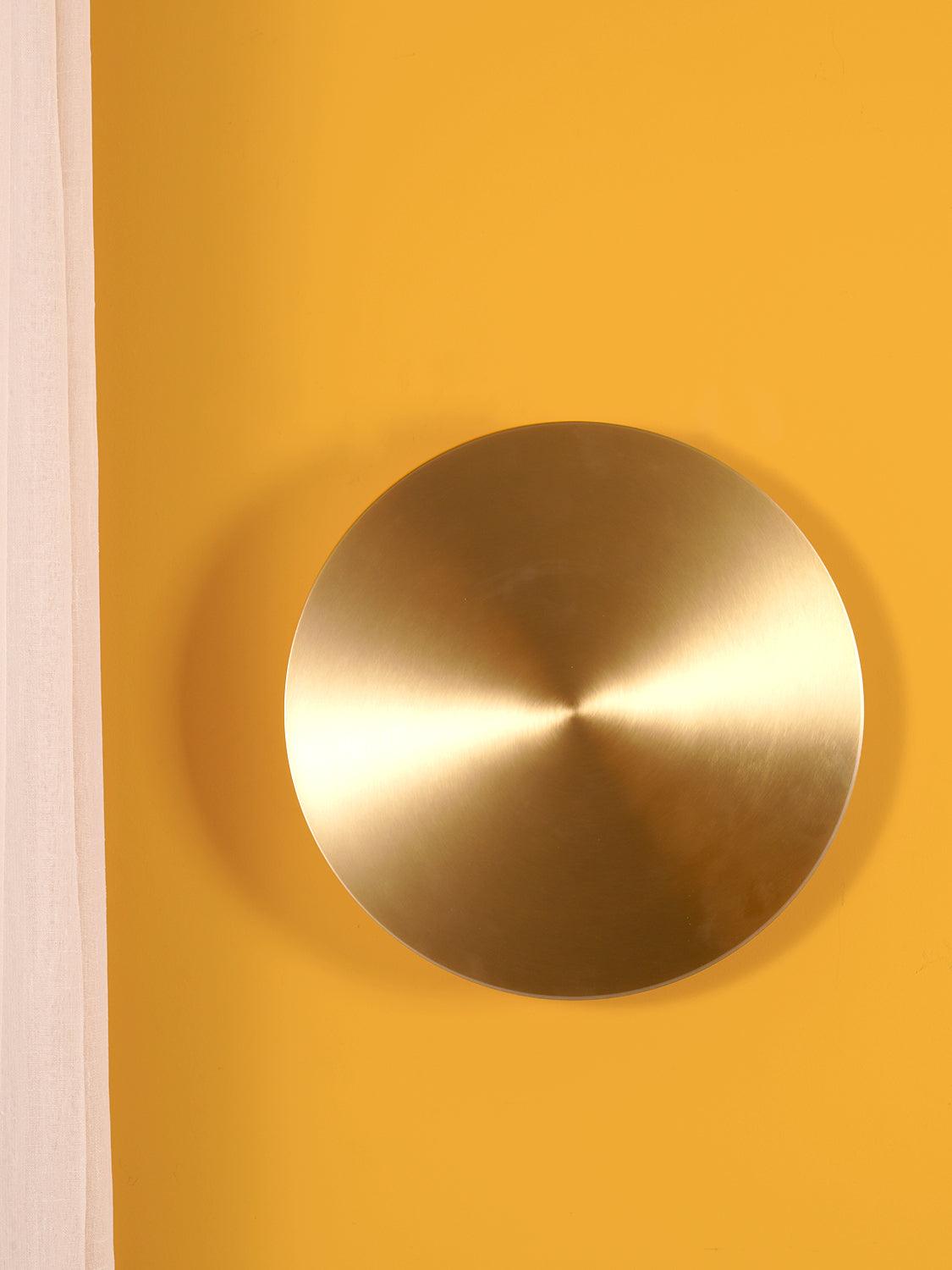 Gossa Wall Lamp - LED Indoor Light Fixture, Brass & White