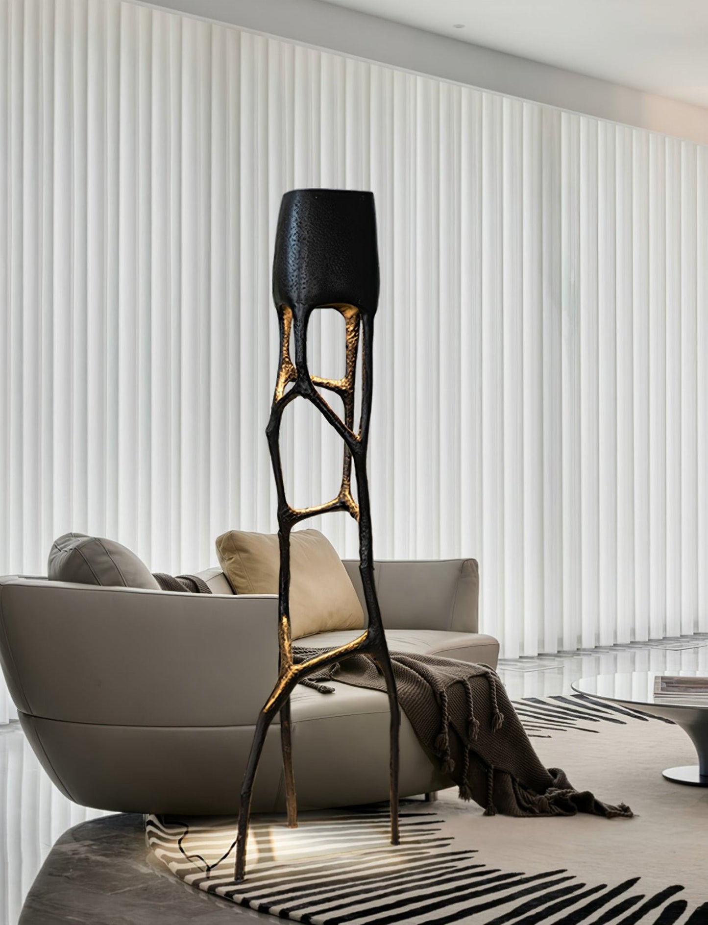 Gothic Sculpture Floor Lamp with LED Light - Black Design