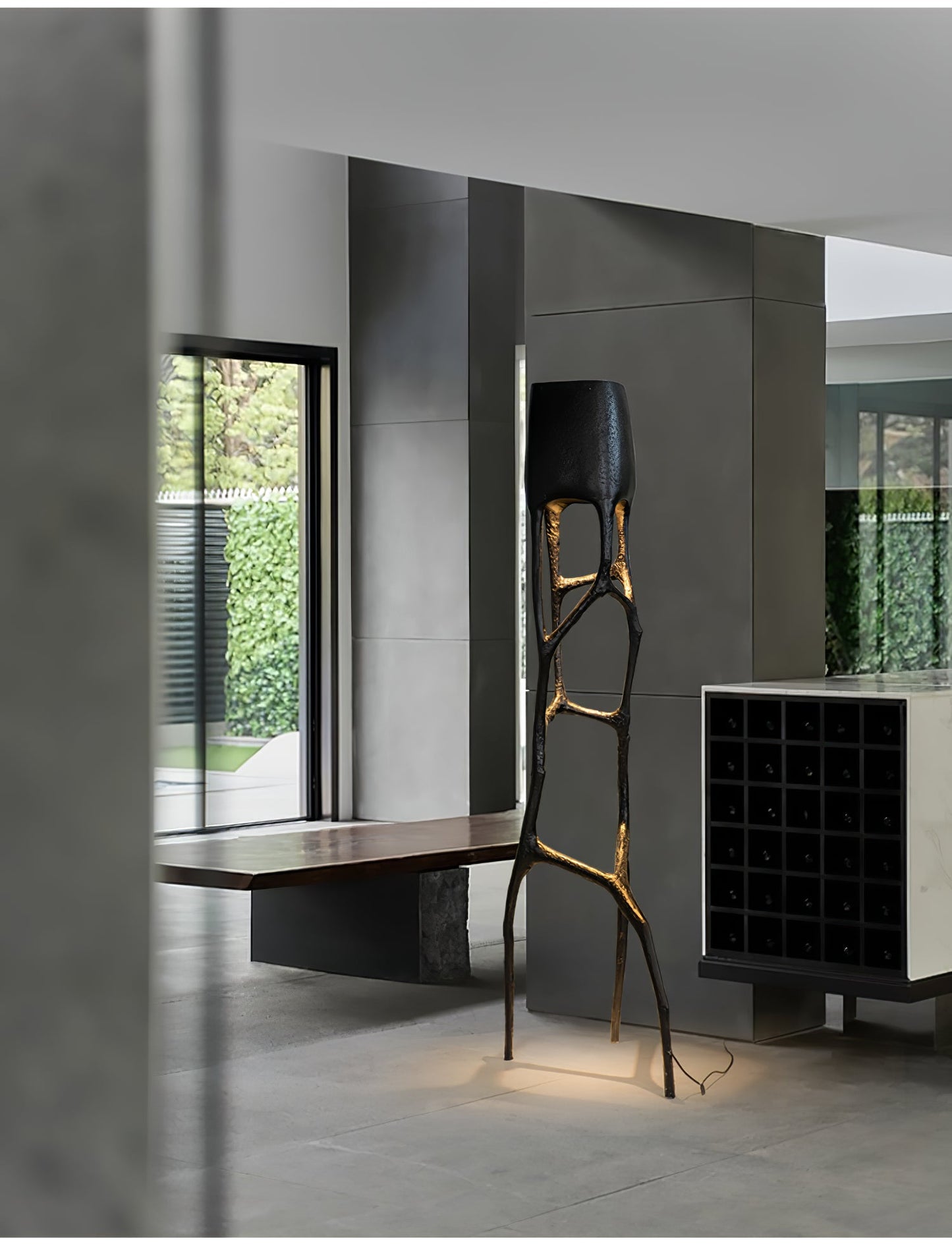 Gothic Sculpture Floor Lamp with LED Light - Black Design