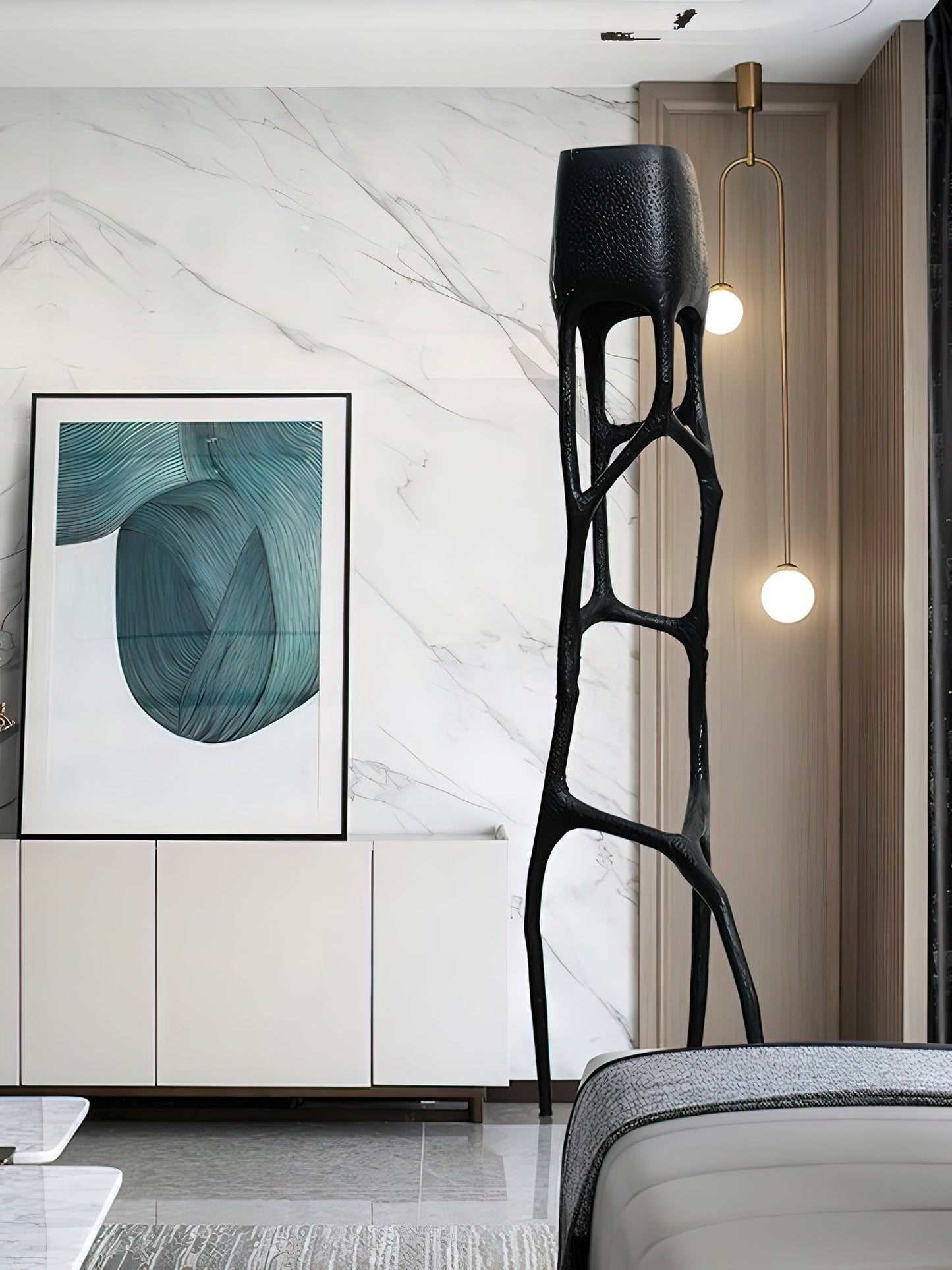 Gothic Sculpture Floor Lamp with LED Light - Black Design