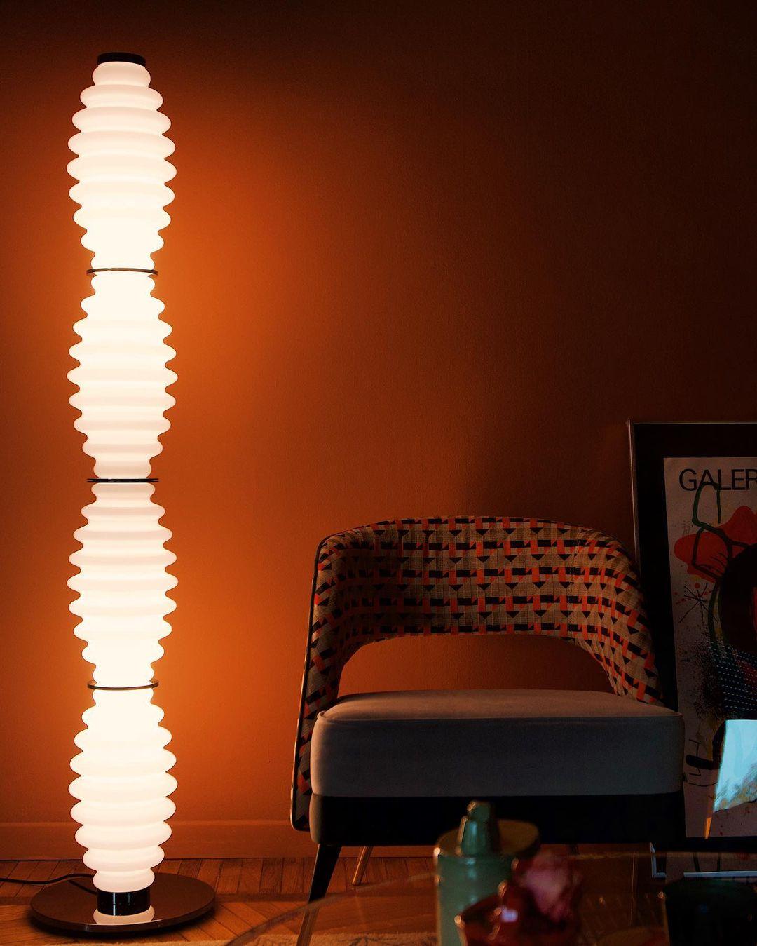 Grand Collier Floor Lamp - LED Glass Lighting Fixture