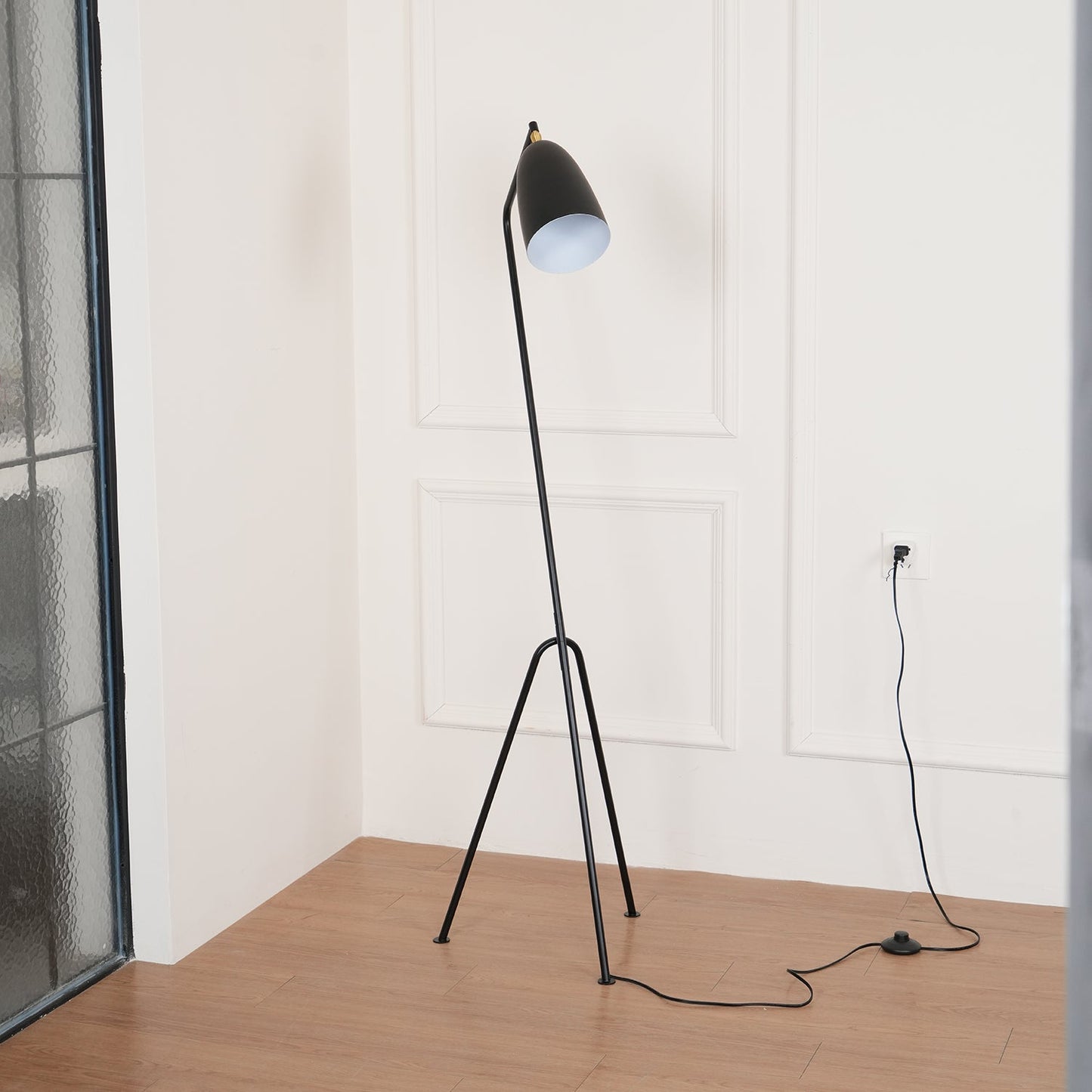 Lean Floor Lamp - Adjustable Metal LED Task Light, Black
