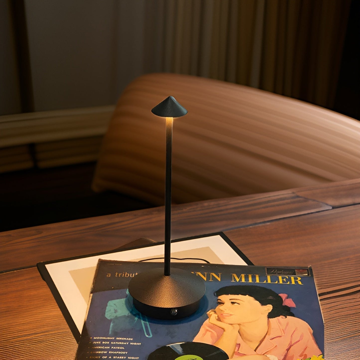 Smart VersaLight - Rechargeable Touch LED Lamp for Aesthetic Rooms